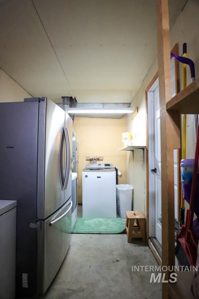 Laundry area featuring washer / dryer