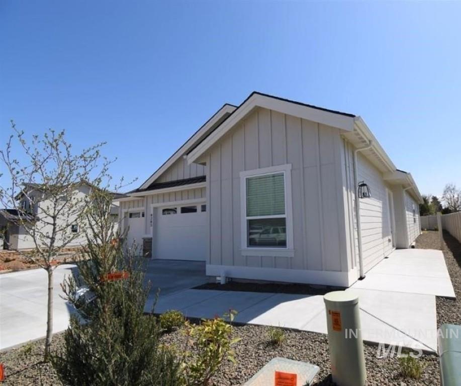 4283 E Awbrey, Meridian, Idaho 83642, 3 Bedrooms, 3 Bathrooms, Rental For Rent, Price $2,695, 98960140