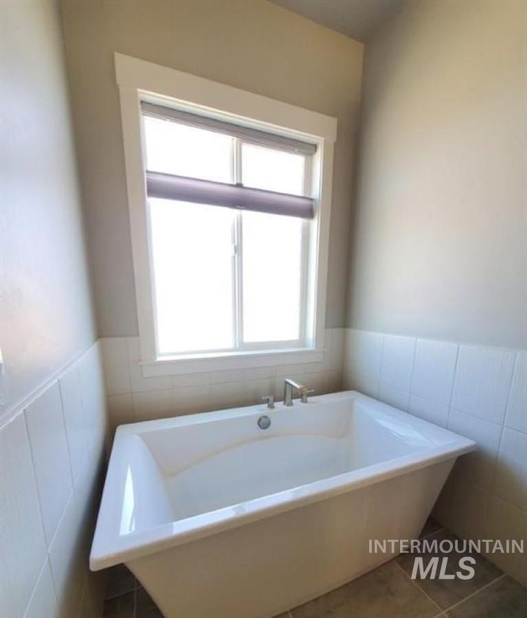 4283 E Awbrey, Meridian, Idaho 83642, 3 Bedrooms, 3 Bathrooms, Rental For Rent, Price $2,695, 98960140
