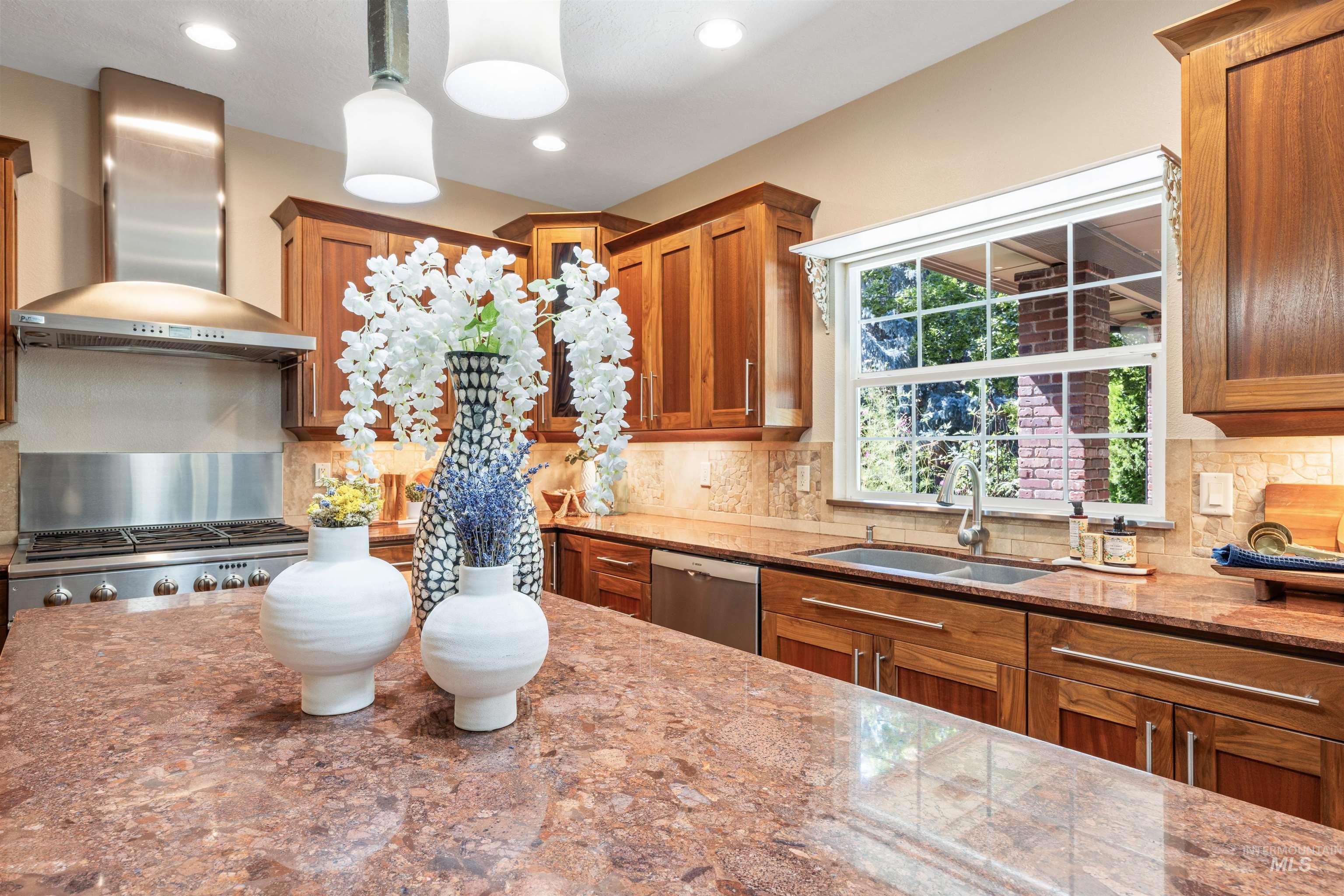 1689 E Stonybrook Court, Eagle, Idaho 83616, 4 Bedrooms, 3.5 Bathrooms, Residential For Sale, Price $1,190,000, 98960148