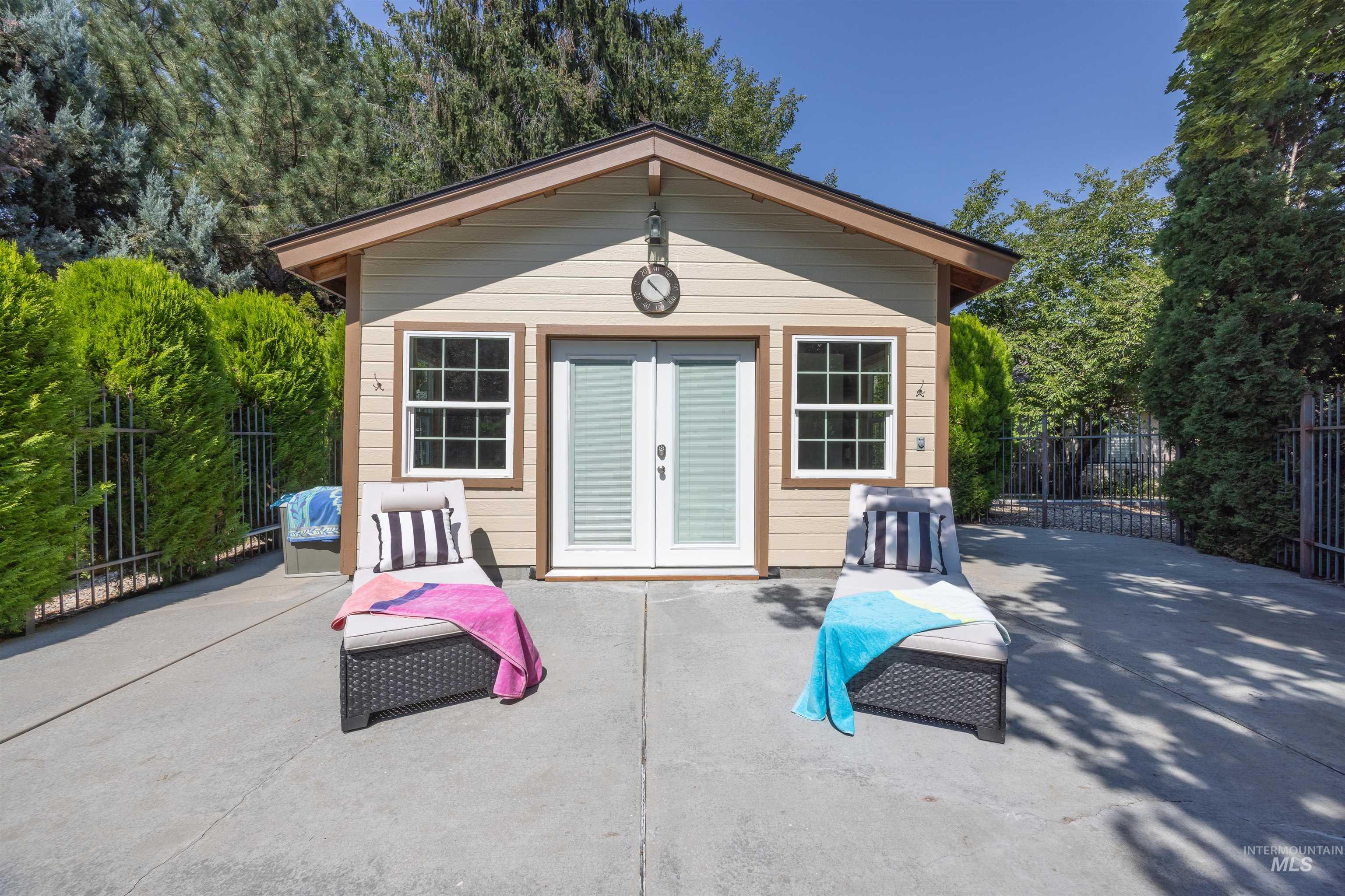 1689 E Stonybrook Court, Eagle, Idaho 83616, 4 Bedrooms, 3.5 Bathrooms, Residential For Sale, Price $1,190,000, 98960148