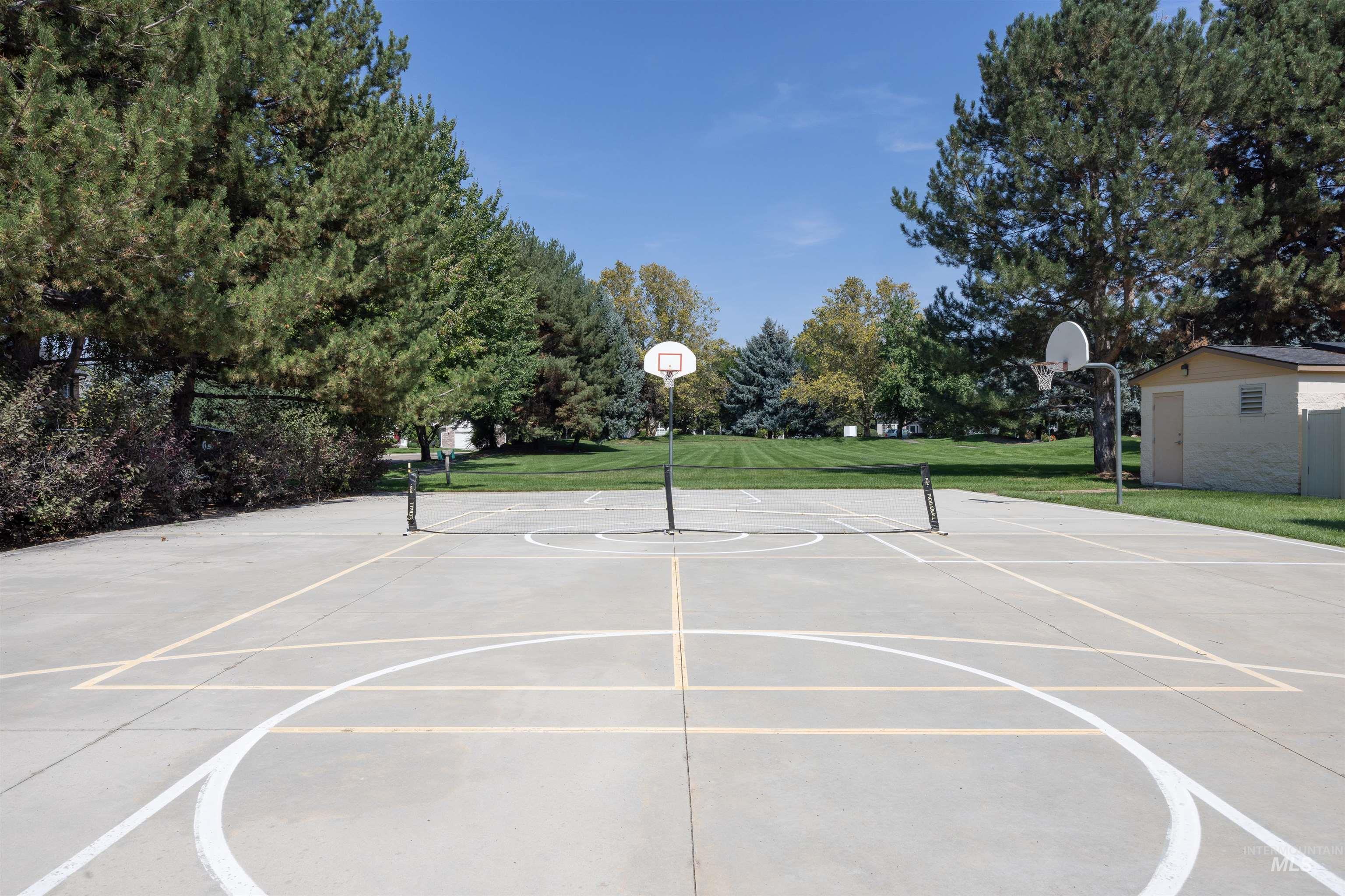 1689 E Stonybrook Court, Eagle, Idaho 83616, 4 Bedrooms, 3.5 Bathrooms, Residential For Sale, Price $1,190,000, 98960148