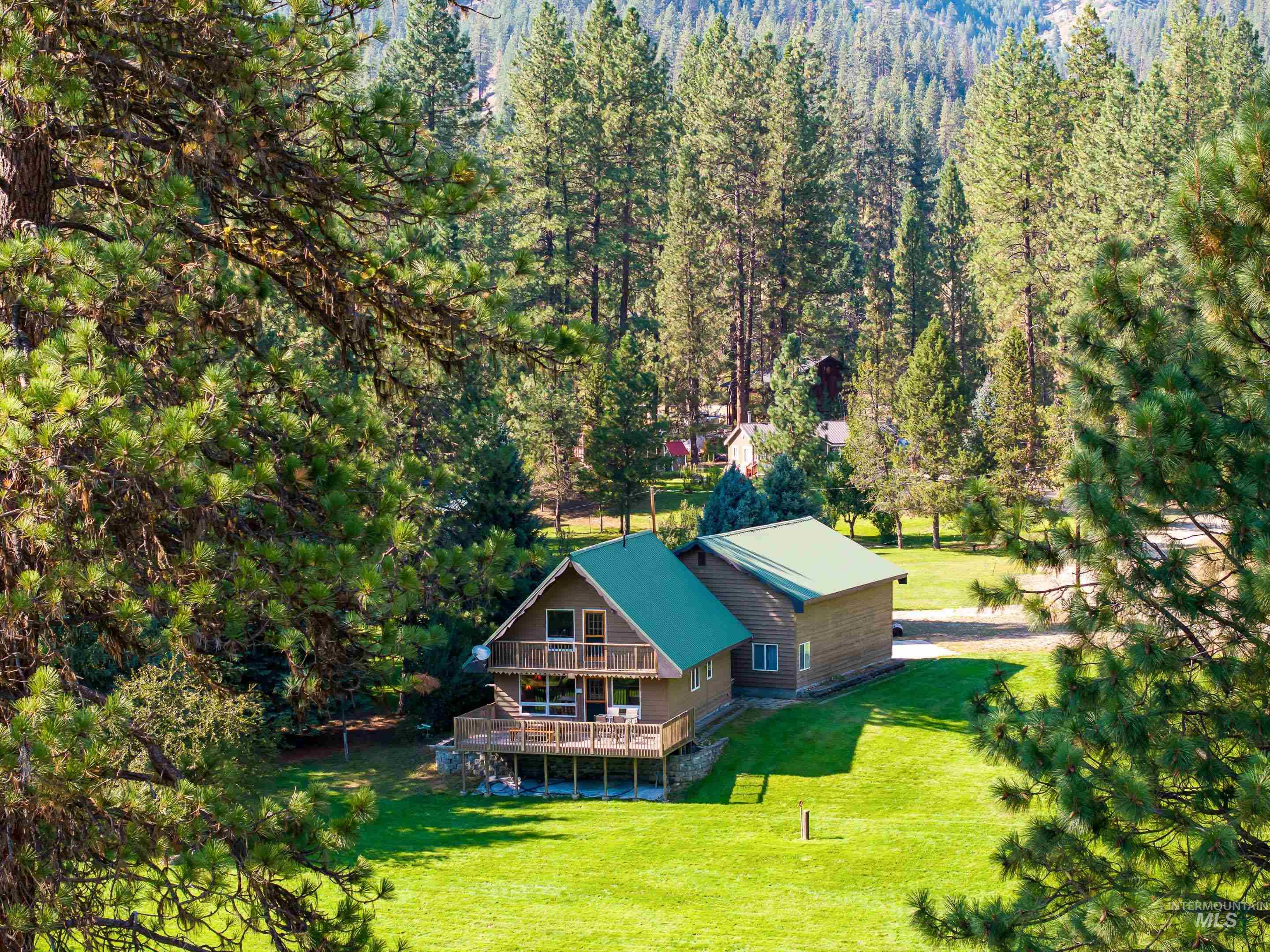 16 & 18 Middlefork Circle, Garden Valley, Idaho 83622, 3 Bedrooms, 2 Bathrooms, Residential For Sale, Price $949,900, 98960155