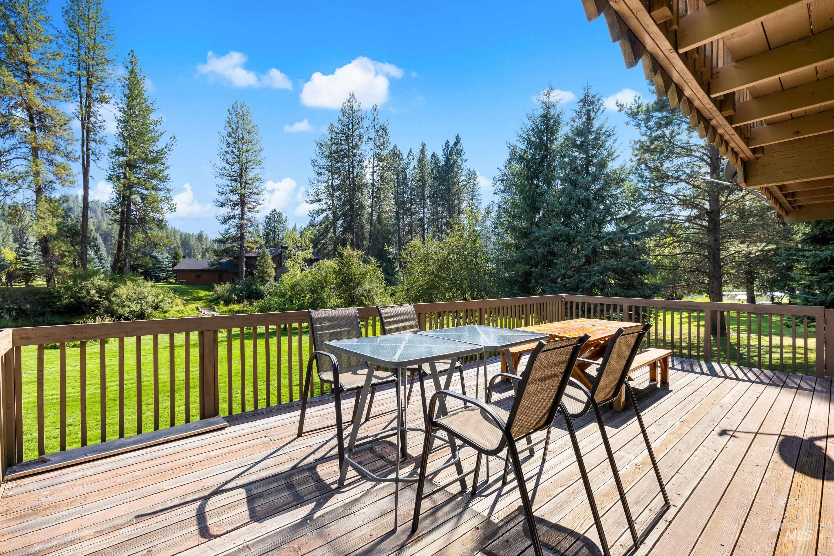 16 & 18 Middlefork Circle, Garden Valley, Idaho 83622, 3 Bedrooms, 2 Bathrooms, Residential For Sale, Price $949,900, 98960155