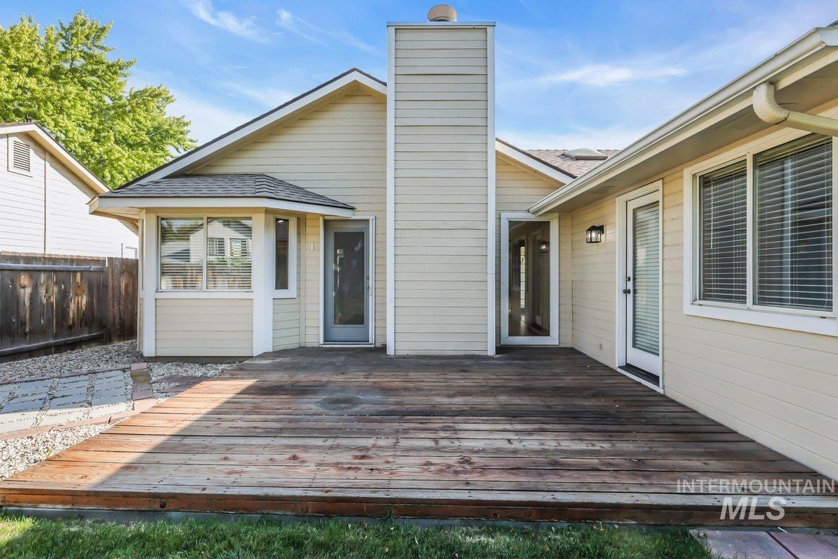 9936 W Holt St, Boise, Idaho 83704, 3 Bedrooms, 2 Bathrooms, Residential For Sale, Price $449,990, 98960160