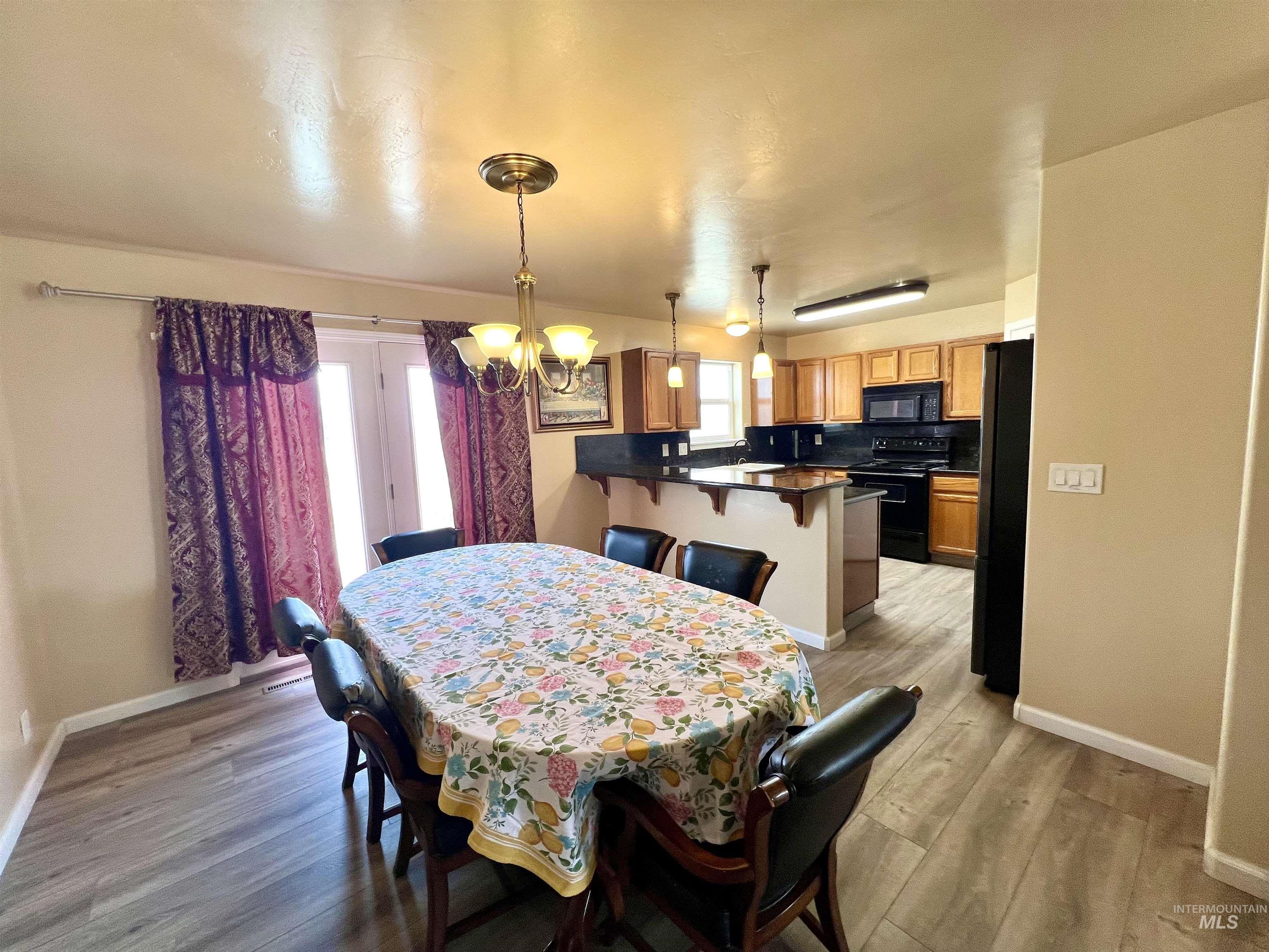 842 W 400 S, Heyburn, Idaho 83336, 4 Bedrooms, 2 Bathrooms, Residential For Sale, Price $622,000, 98960161