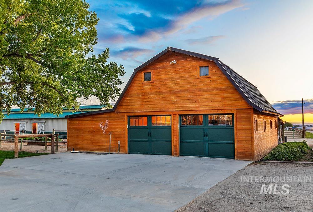 999 N Cow Horse Dr, Kuna, Idaho 83634, 5 Bedrooms, 3.5 Bathrooms, Residential For Sale, Price $1,790,000, 98960162