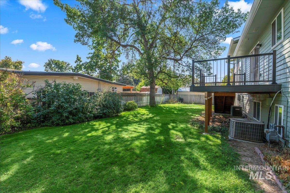 6803 W Pomona Rd, Boise, Idaho 83704, 4 Bedrooms, 2 Bathrooms, Residential For Sale, Price $549,900, 98960165