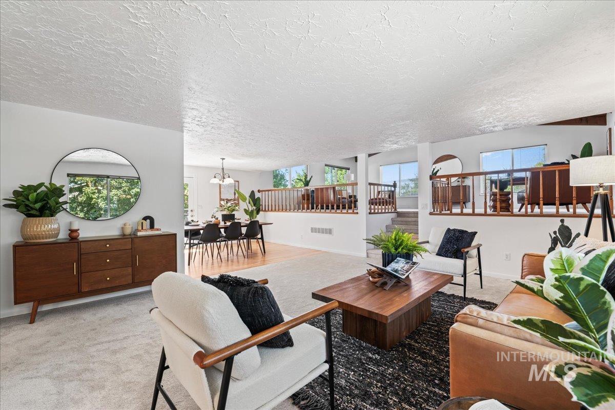 6803 W Pomona Rd, Boise, Idaho 83704, 4 Bedrooms, 2 Bathrooms, Residential For Sale, Price $549,900, 98960165