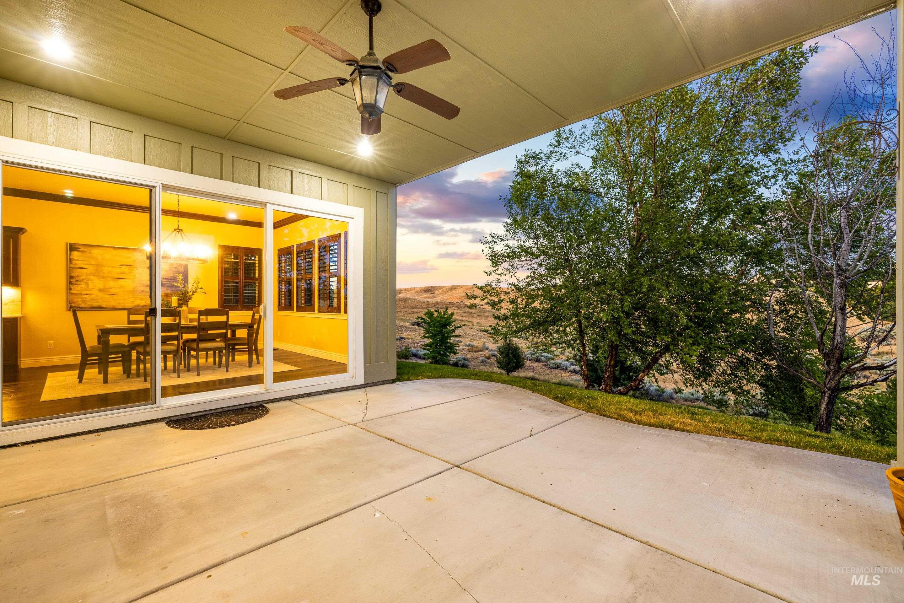 11950 W Deep Canyon Dr, Star, Idaho 83669-5700, 5 Bedrooms, 4 Bathrooms, Residential For Sale, Price $1,250,000, 98960201