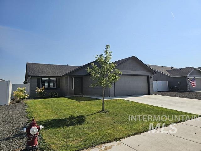 18560 White Rose Pl, Nampa, Idaho 83687, 3 Bedrooms, 2 Bathrooms, Residential For Sale, Price $385,000, 98960210