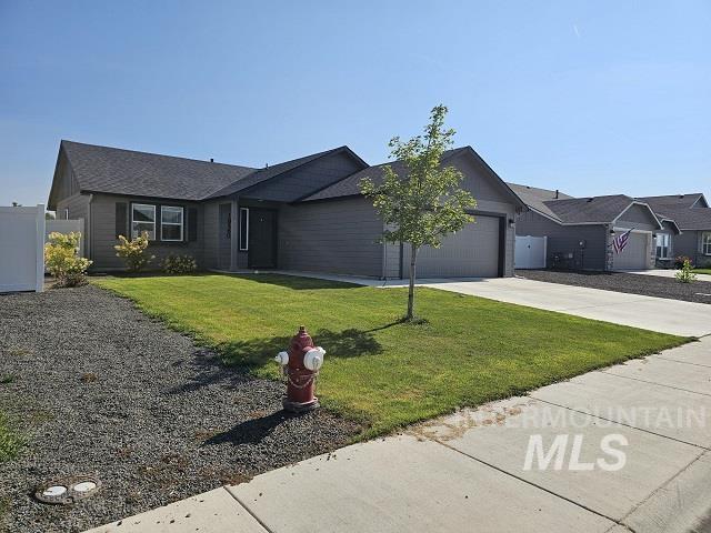 18560 White Rose Pl, Nampa, Idaho 83687, 3 Bedrooms, 2 Bathrooms, Residential For Sale, Price $385,000, 98960210