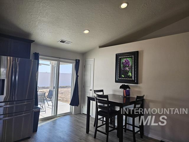 18560 White Rose Pl, Nampa, Idaho 83687, 3 Bedrooms, 2 Bathrooms, Residential For Sale, Price $385,000, 98960210