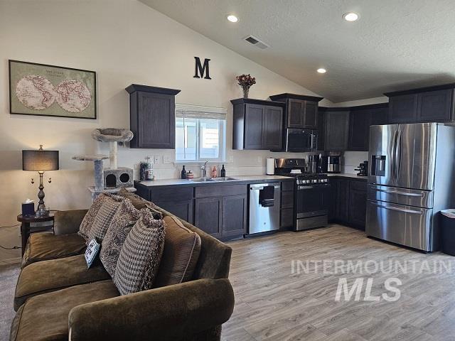 18560 White Rose Pl, Nampa, Idaho 83687, 3 Bedrooms, 2 Bathrooms, Residential For Sale, Price $385,000, 98960210