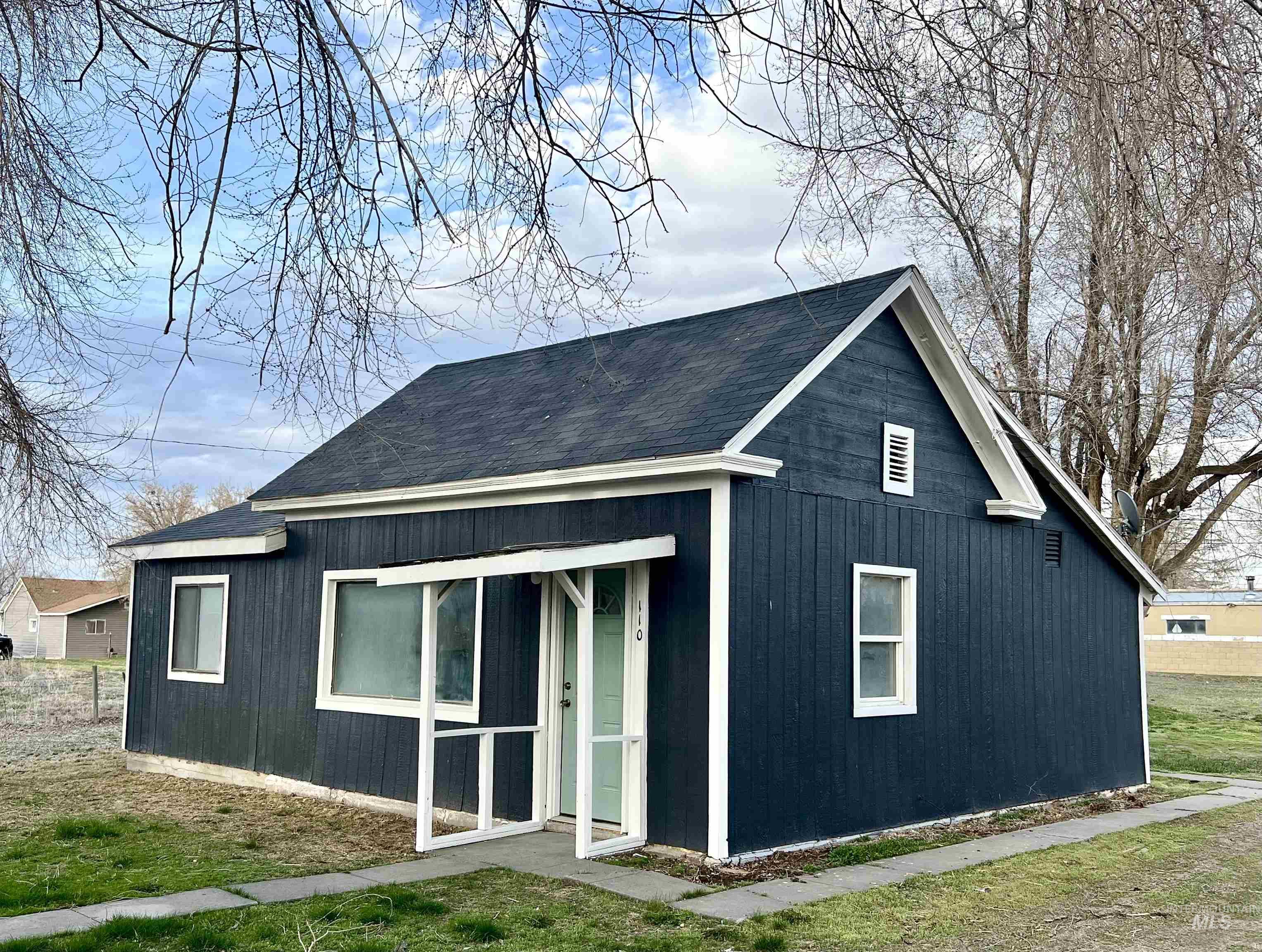 110 Sears St., Minidoka, Idaho 83343, 2 Bedrooms, 1 Bathroom, Residential For Sale, Price $126,500, 98960211