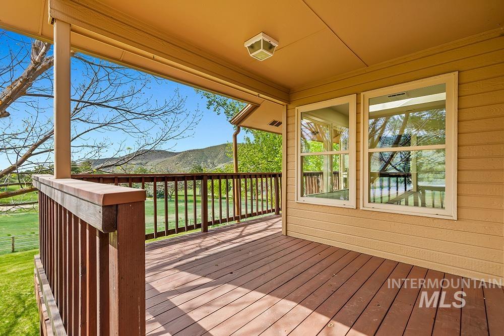 8425 W Spring Creek Way, Boise, Idaho 83714, 3 Bedrooms, 3 Bathrooms, Residential For Sale, Price $1,149,000, 98960212