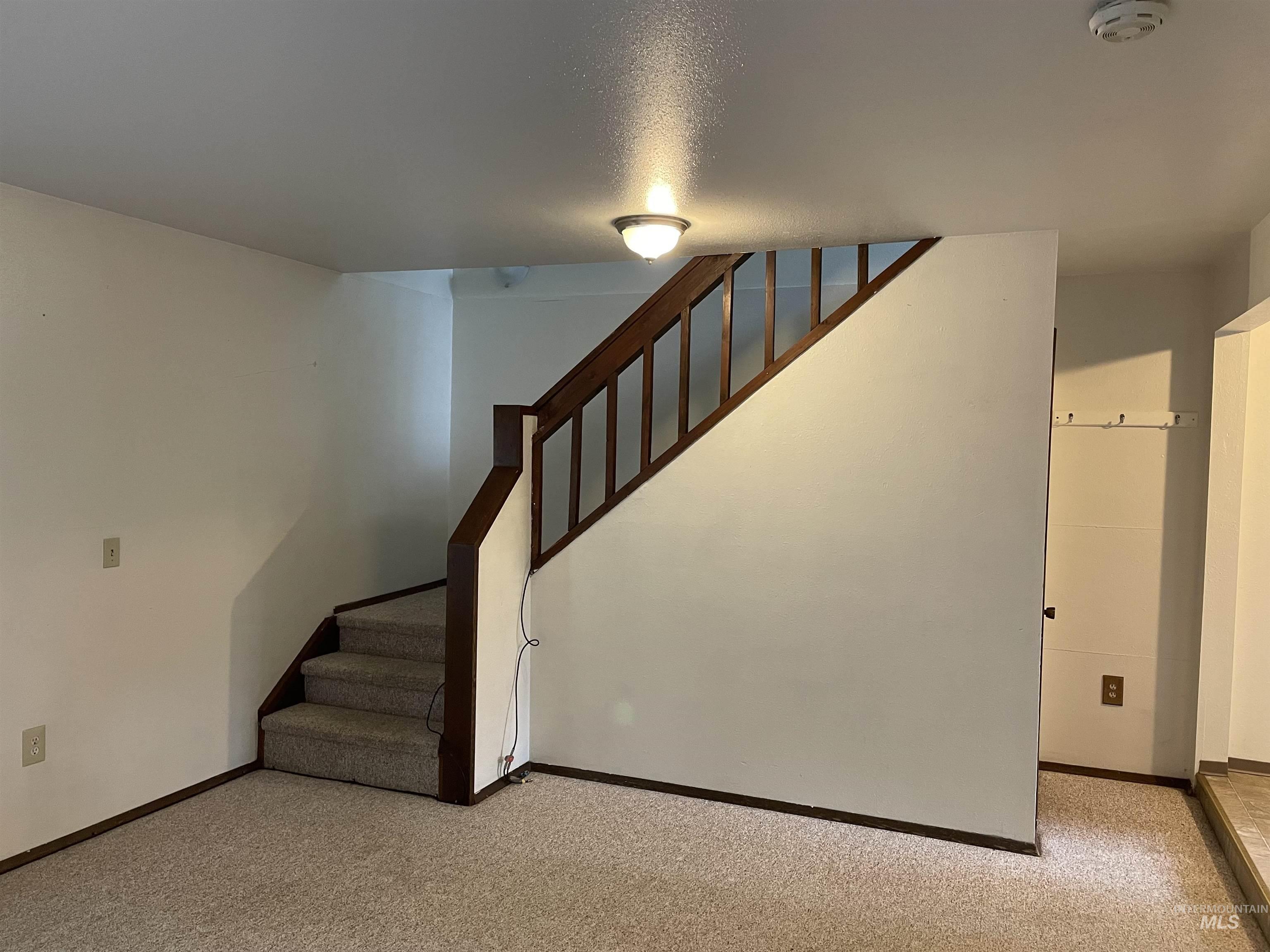 403 E Morton, Moscow, Idaho 83843, 2 Bedrooms, 1 Bathroom, Residential Income For Sale, Price $375,000, 98960217