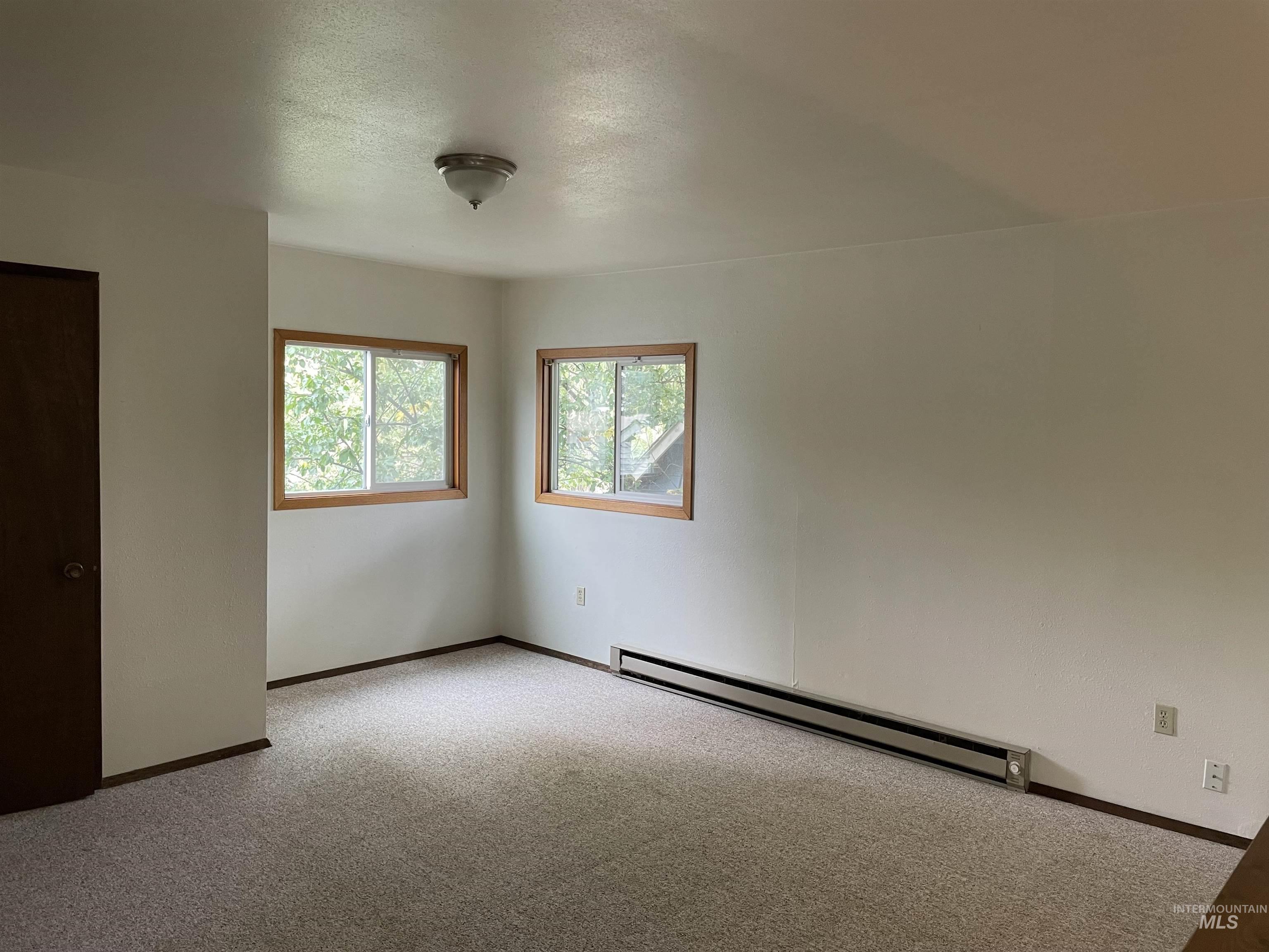 403 E Morton, Moscow, Idaho 83843, 2 Bedrooms, 1 Bathroom, Residential Income For Sale, Price $375,000, 98960217