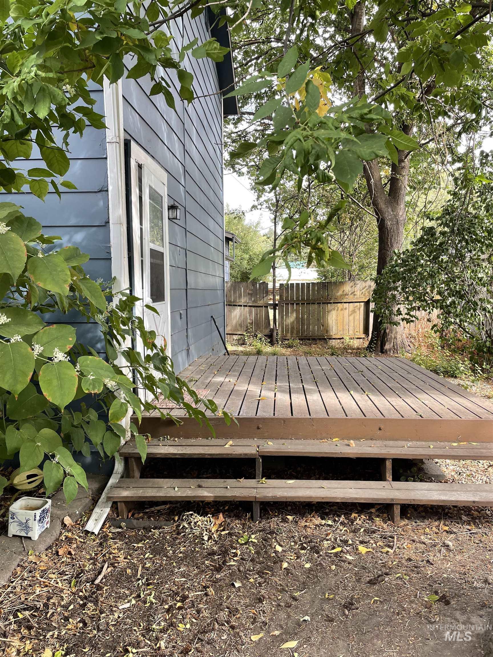 403 E Morton, Moscow, Idaho 83843, 2 Bedrooms, 1 Bathroom, Residential Income For Sale, Price $375,000, 98960217