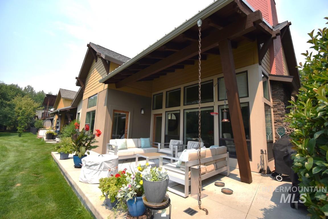 1193 E Lone Shore Dr, Eagle, Idaho 83616, 3 Bedrooms, 2 Bathrooms, Rental For Rent, Price $3,000, 98960221