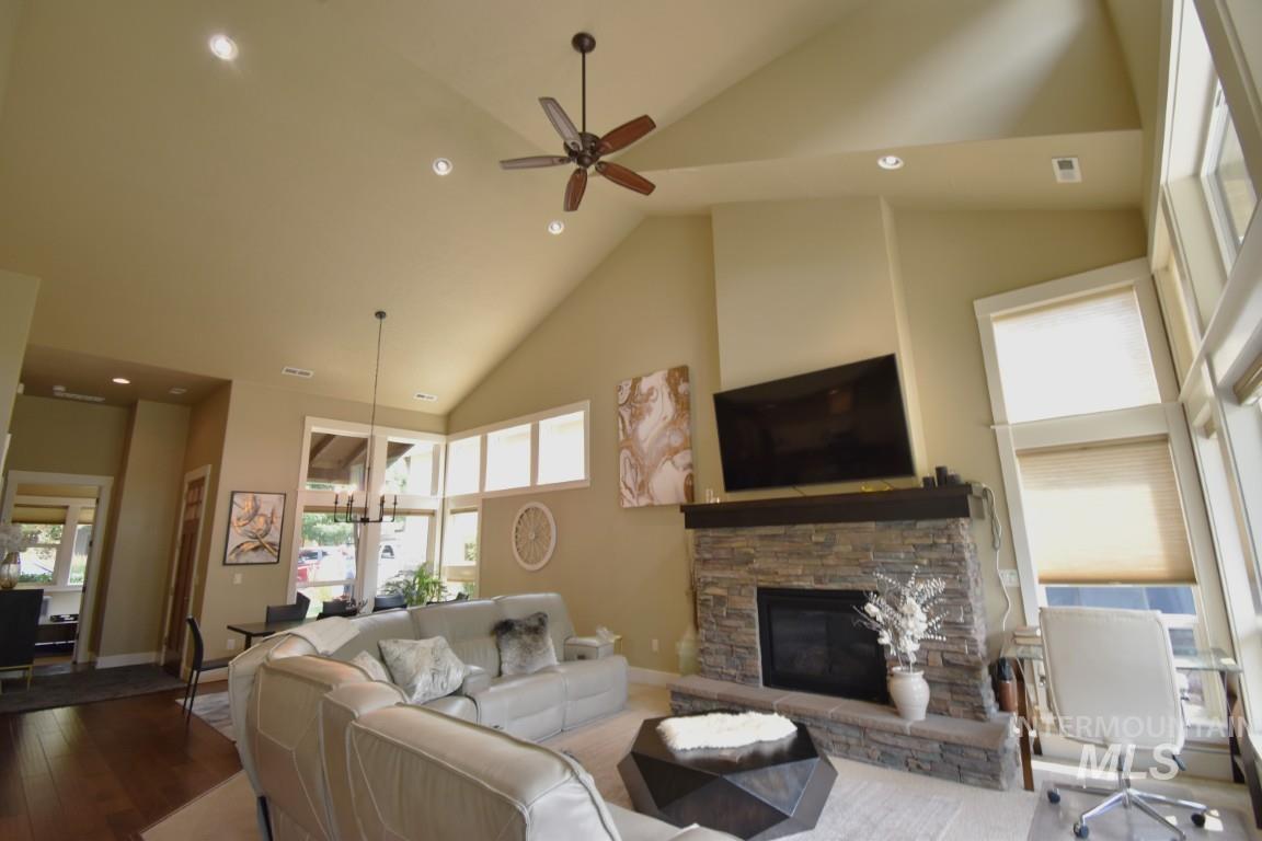 1193 E Lone Shore Dr, Eagle, Idaho 83616, 3 Bedrooms, 2 Bathrooms, Rental For Rent, Price $3,000, 98960221