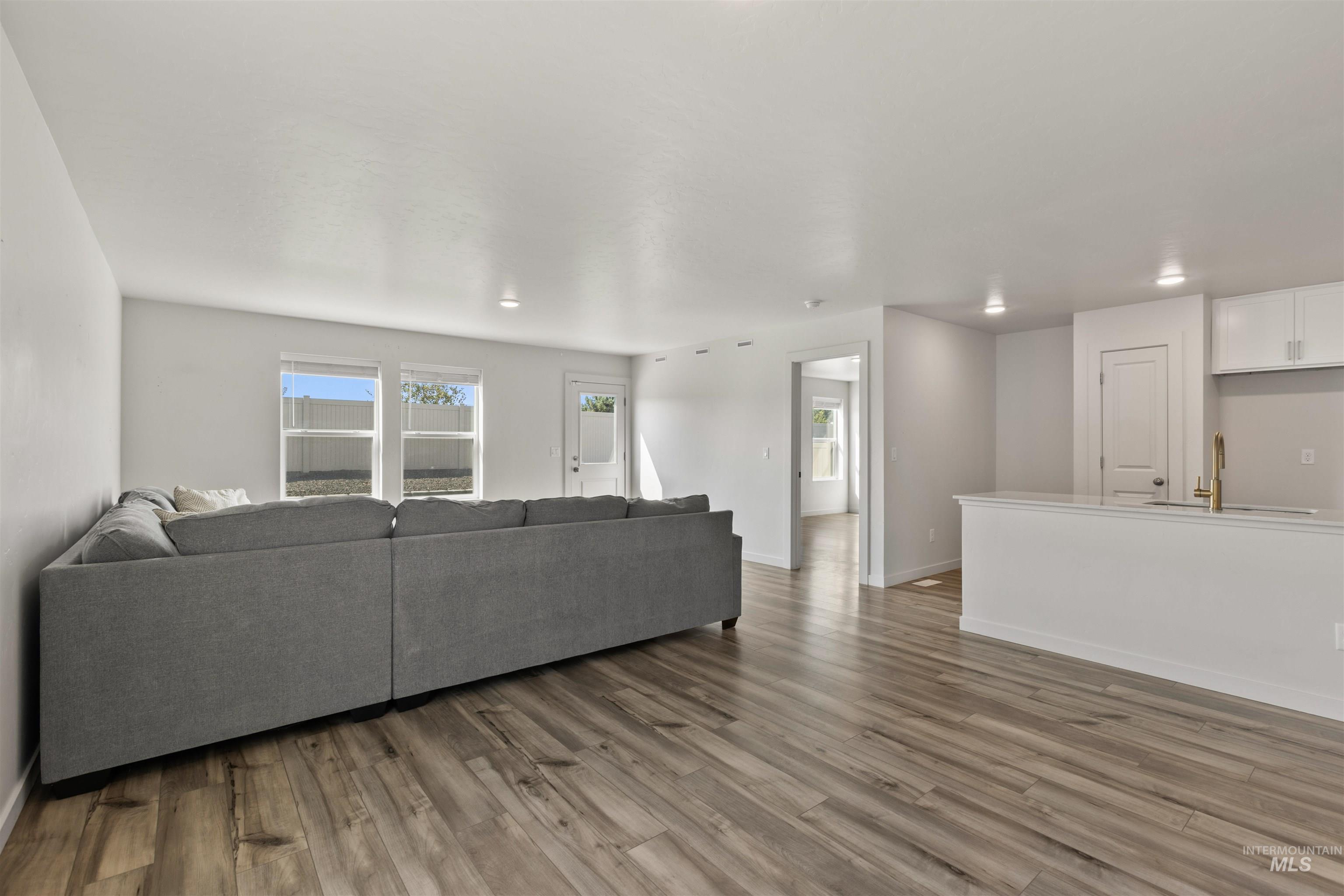 8697 E Love Ct, Nampa, Idaho 83687-1060, 4 Bedrooms, 2 Bathrooms, Residential For Sale, Price $424,999, 98960222