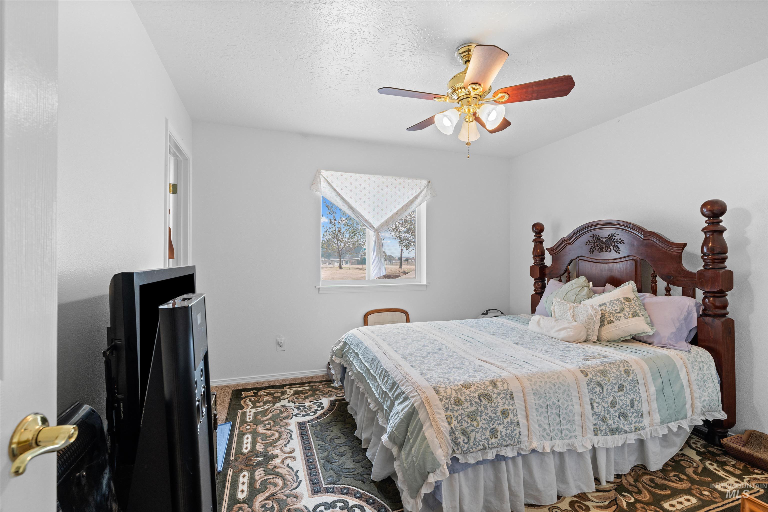 6600 SW Jarvis Drive, Mountain Home, Idaho 83647, 3 Bedrooms, 2 Bathrooms, Residential For Sale, Price $473,900, 98960228