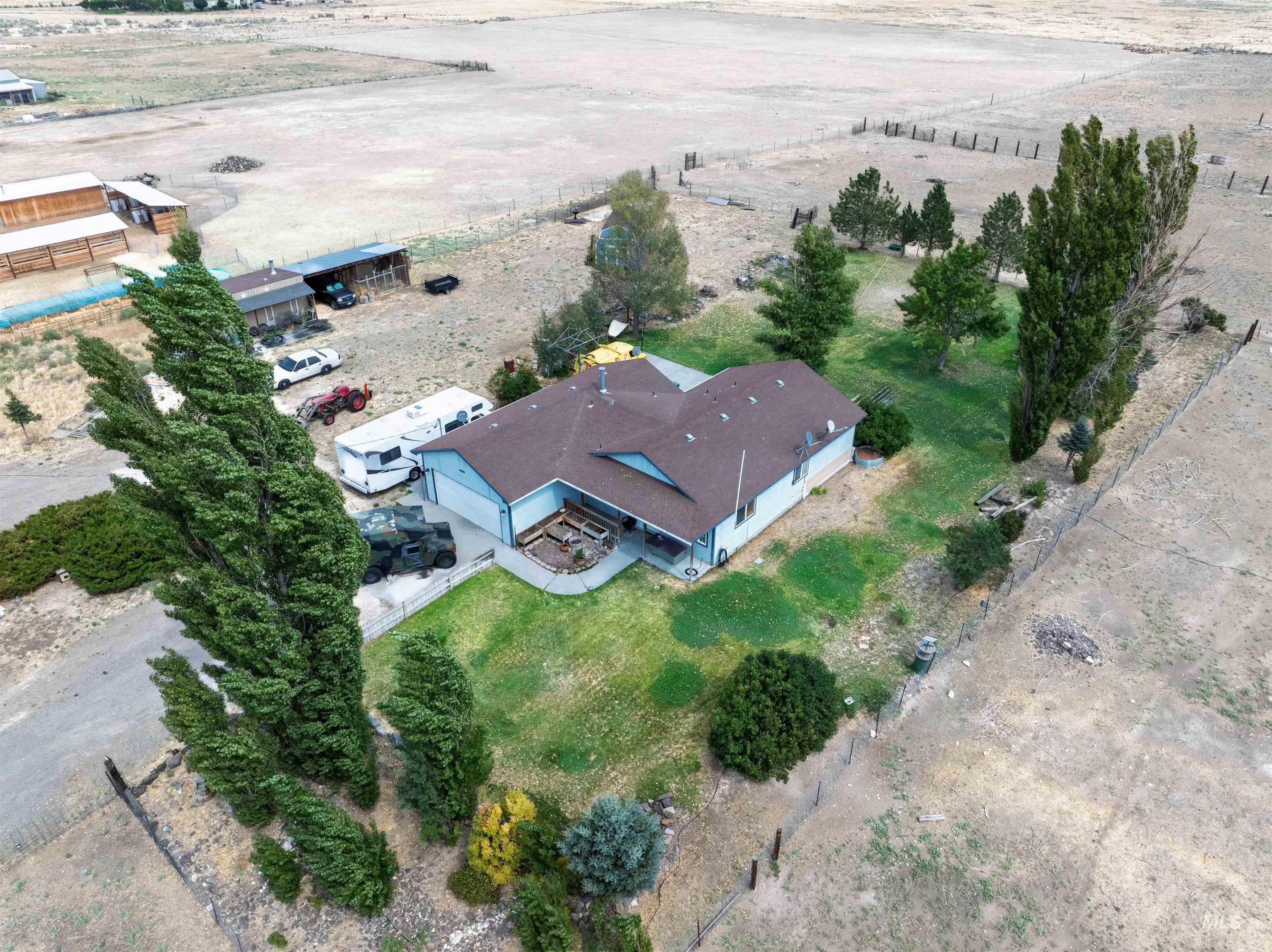 6600 SW Jarvis Drive, Mountain Home, Idaho 83647, 3 Bedrooms, 2 Bathrooms, Residential For Sale, Price $473,900, 98960228