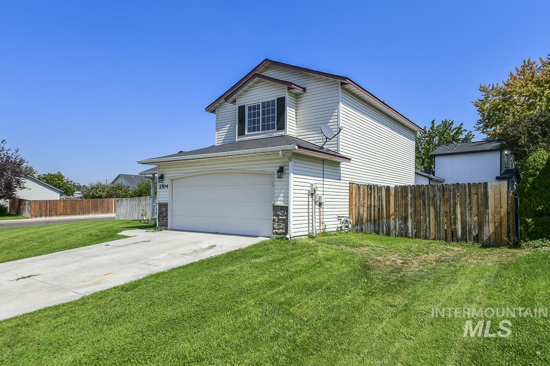 2504 S Bluegrass Ave., Nampa, Idaho 83686, 4 Bedrooms, 2.5 Bathrooms, Residential For Sale, Price $339,999, 98960231