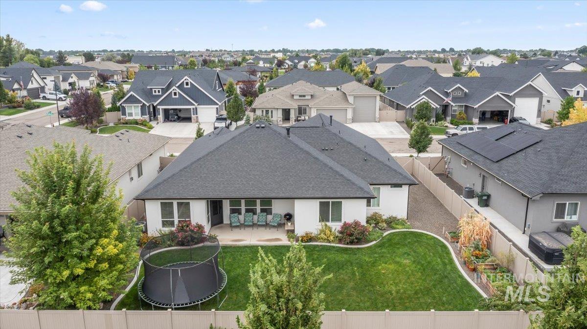 1722 N Peakhurt Ave, Kuna, Idaho 83634, 3 Bedrooms, 2 Bathrooms, Residential For Sale, Price $599,000, 98960232