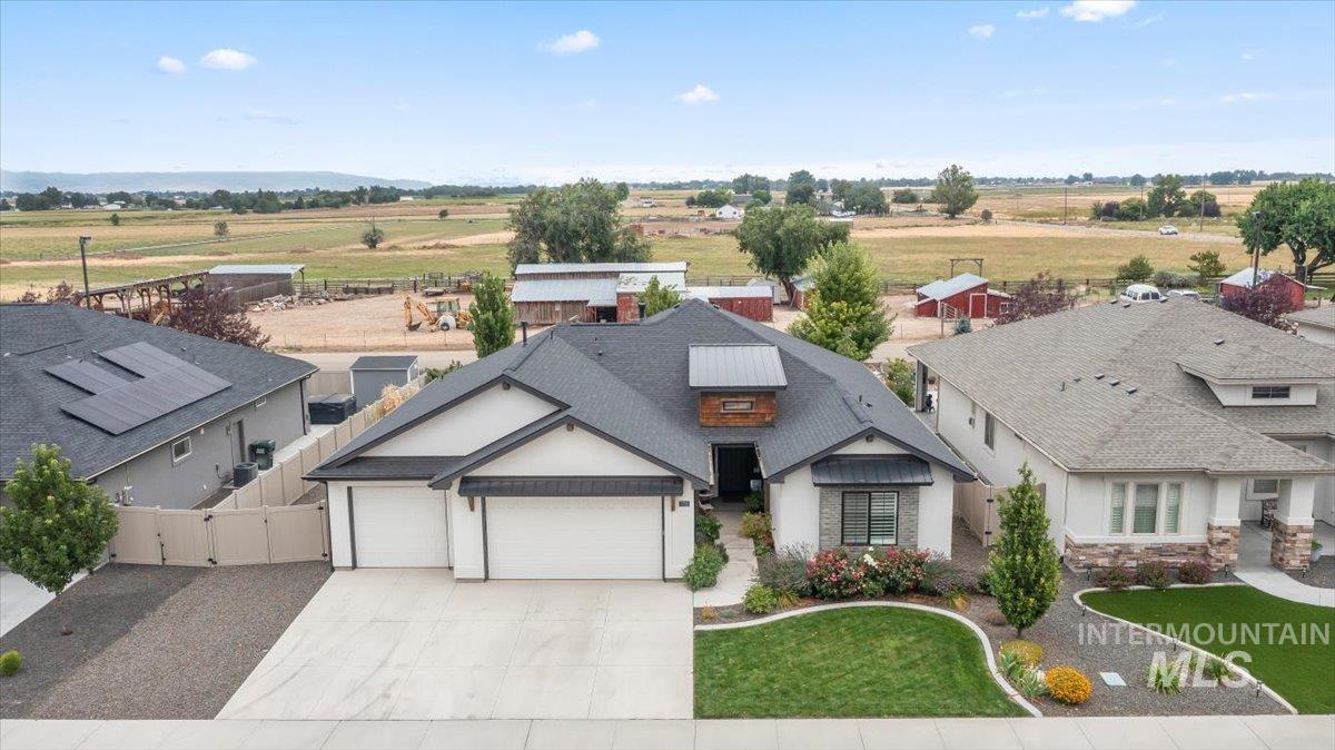1722 N Peakhurt Ave, Kuna, Idaho 83634, 3 Bedrooms, 2 Bathrooms, Residential For Sale, Price $599,000, 98960232