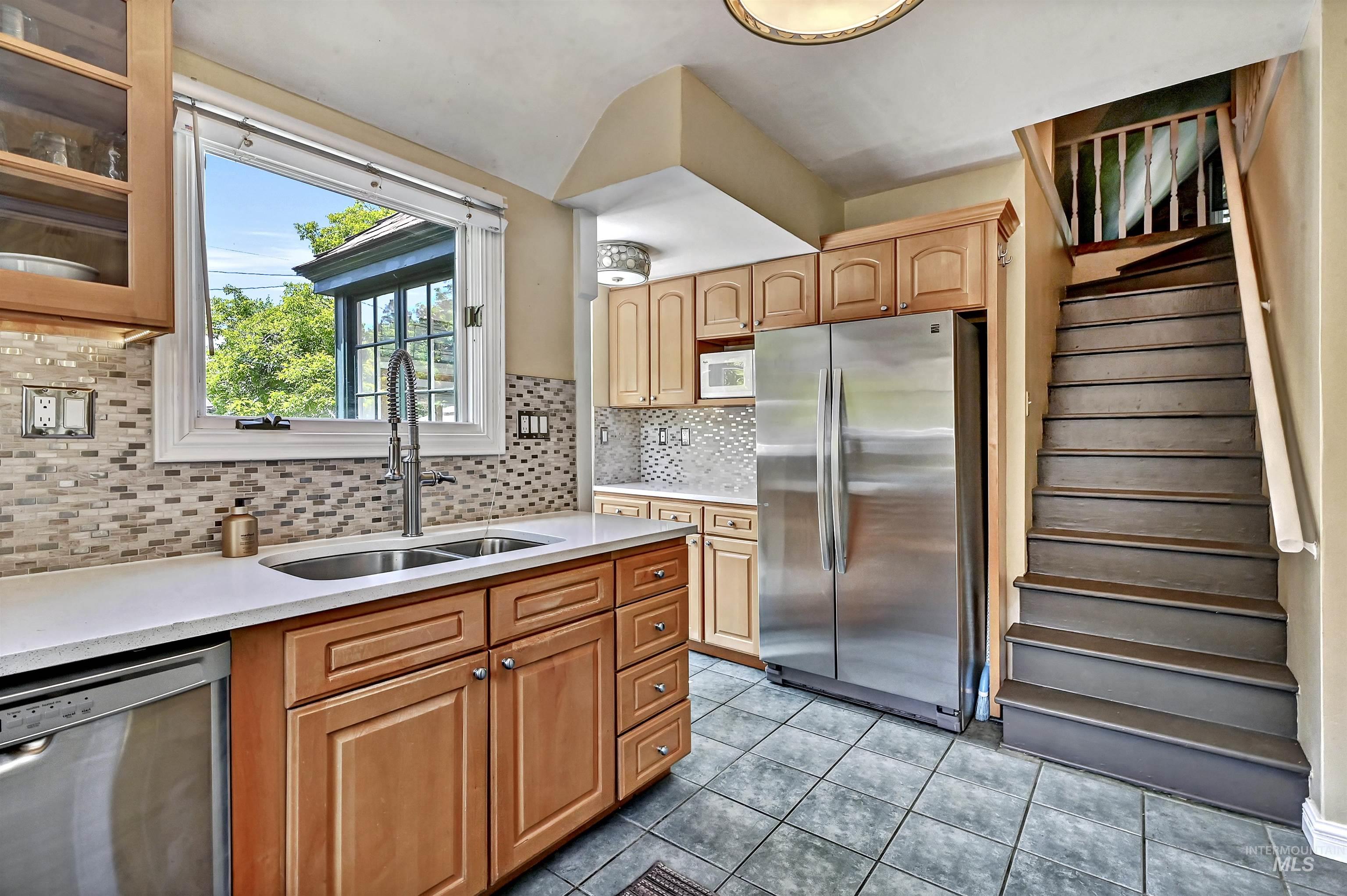 913 N 22nd St, Boise, Idaho 83702, 4 Bedrooms, 2 Bathrooms, Residential For Sale, Price $748,888, 98960249