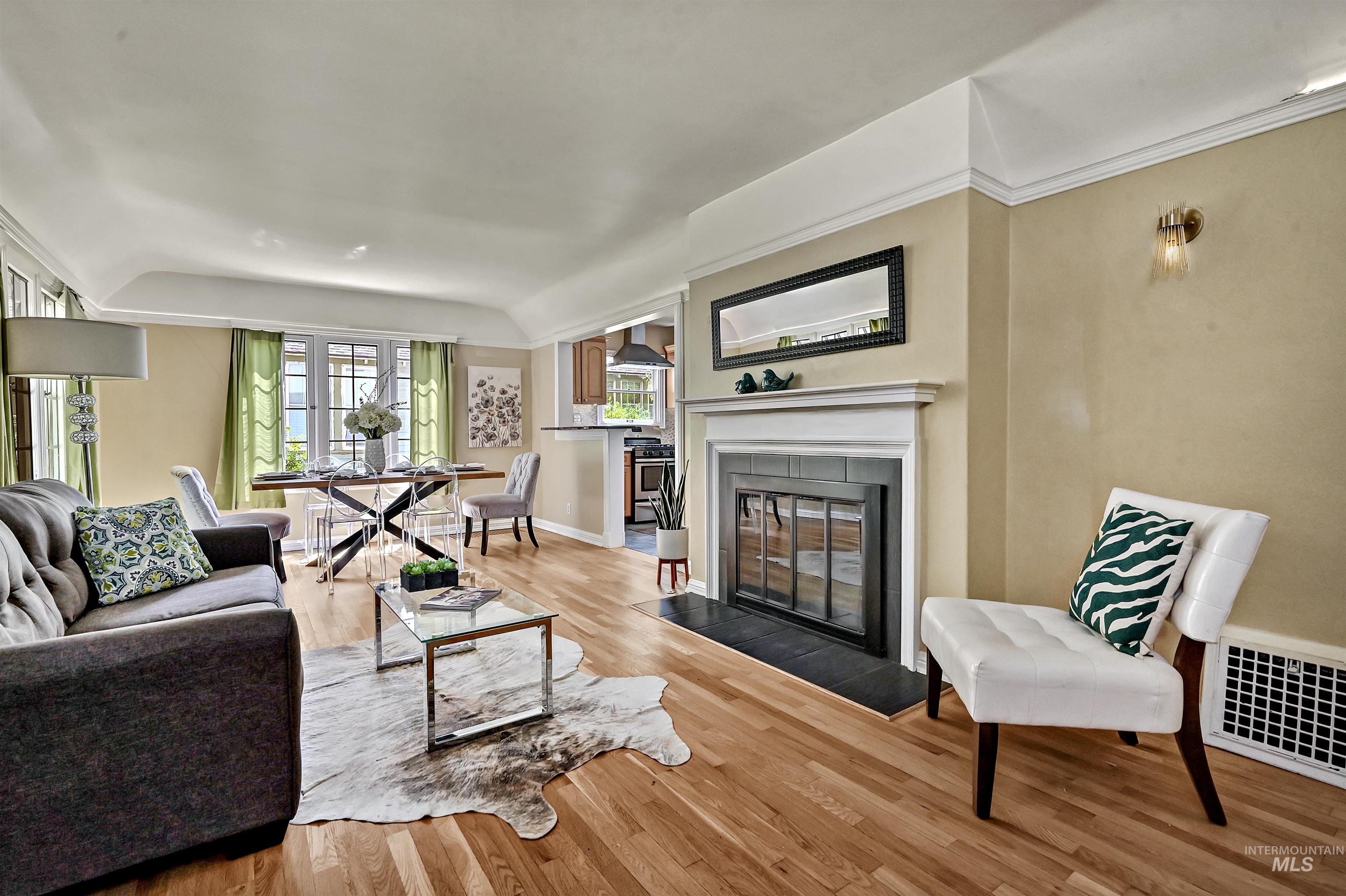 913 N 22nd St, Boise, Idaho 83702, 4 Bedrooms, 2 Bathrooms, Residential For Sale, Price $748,888, 98960249