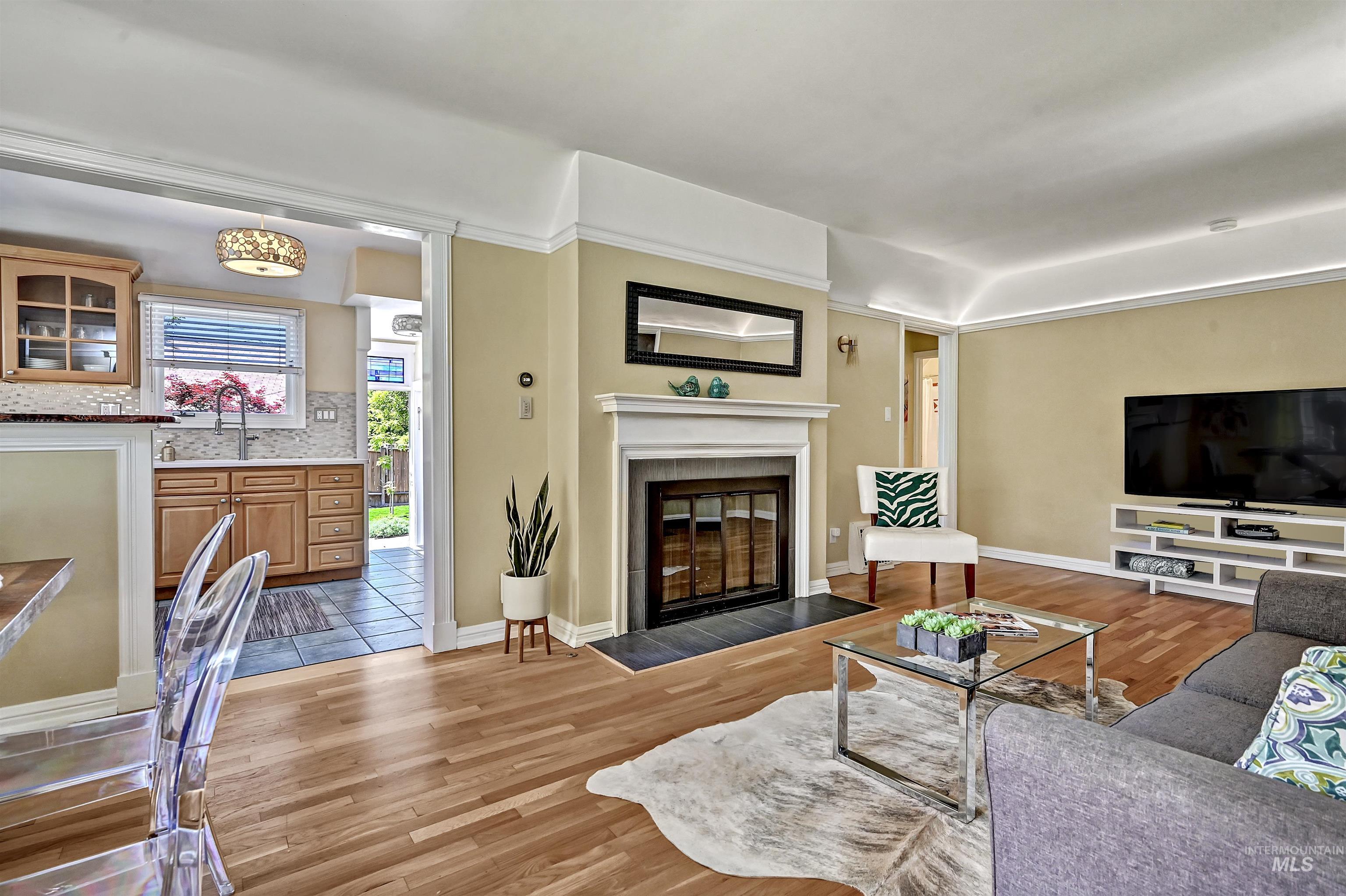 913 N 22nd St, Boise, Idaho 83702, 4 Bedrooms, 2 Bathrooms, Residential For Sale, Price $748,888, 98960249