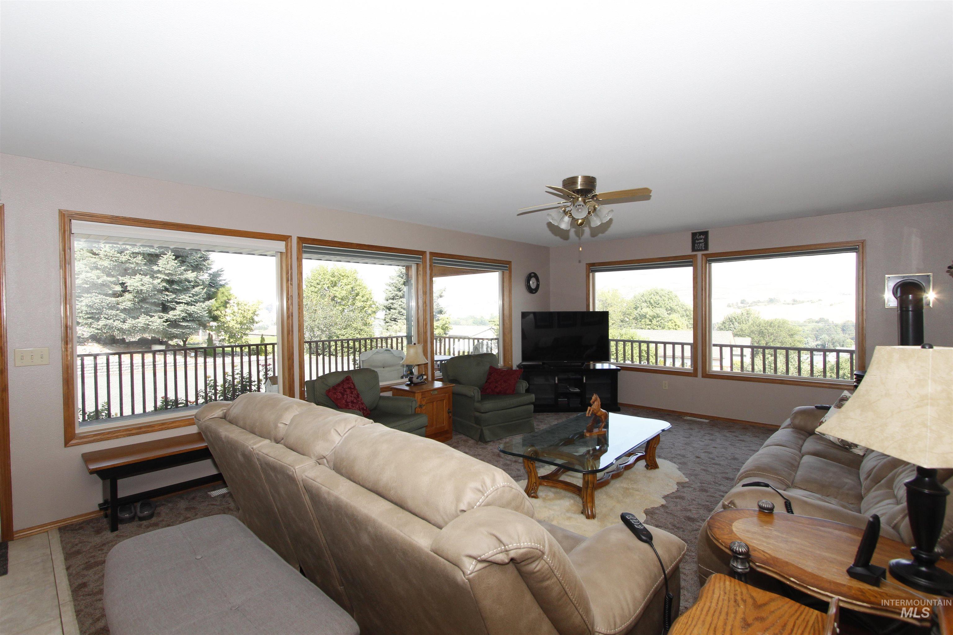 3350 Clemans Rd, Clarkston, Washington 99403, 4 Bedrooms, 3 Bathrooms, Residential For Sale, Price $675,000, 98960258