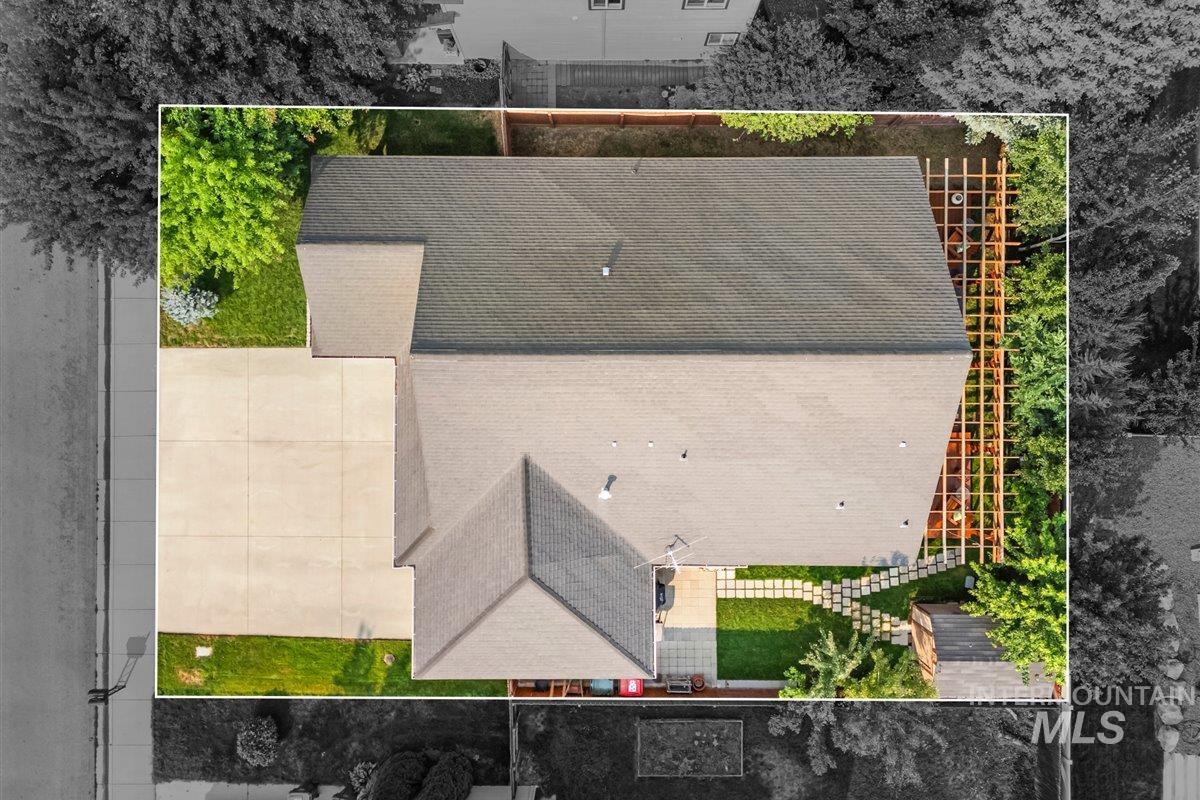 View from above of property with property parcel outlined