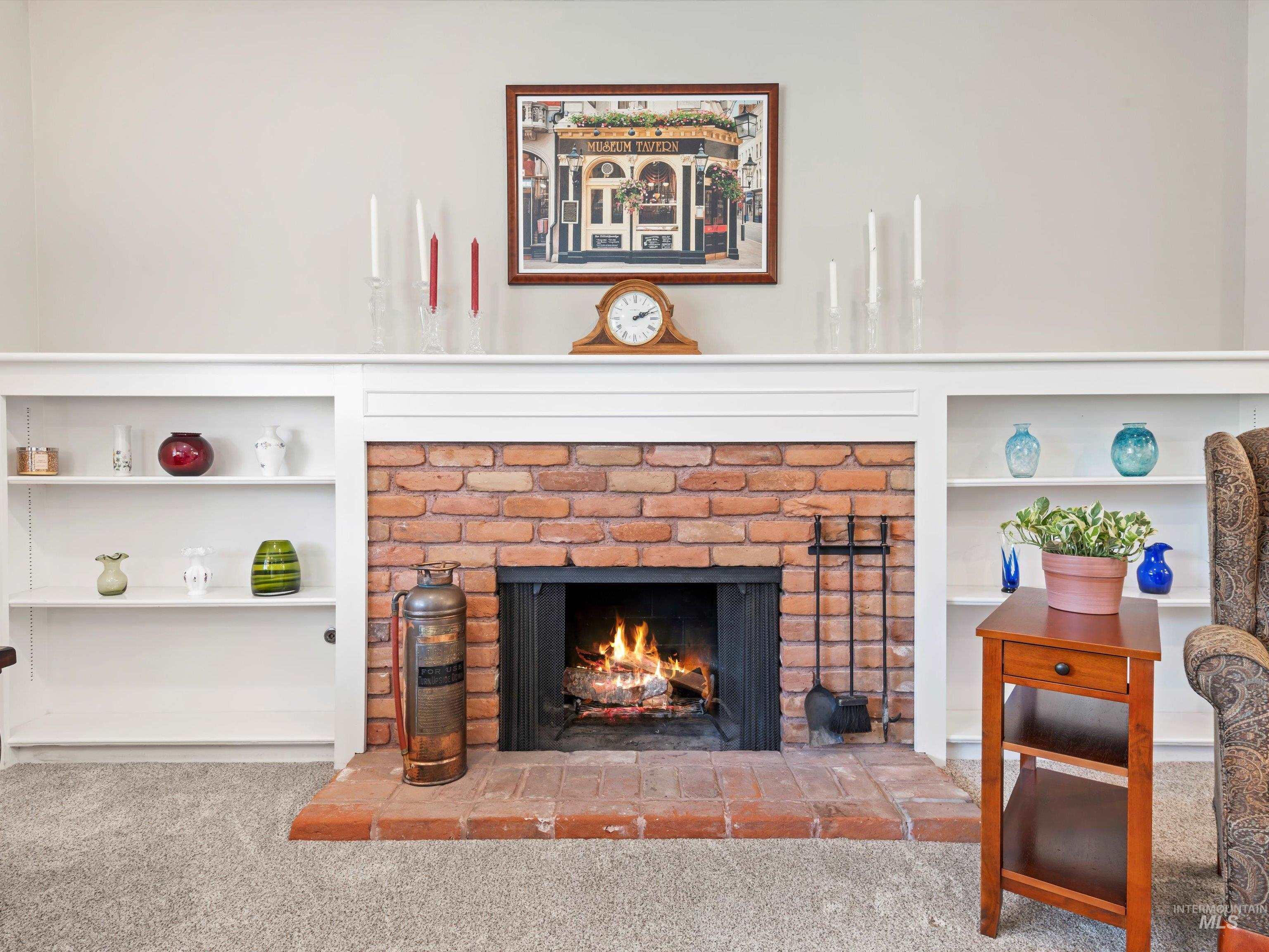 8760 W Pembrook Drive, Boise, Idaho 83704, 3 Bedrooms, 2 Bathrooms, Residential For Sale, Price $470,000, 98960262