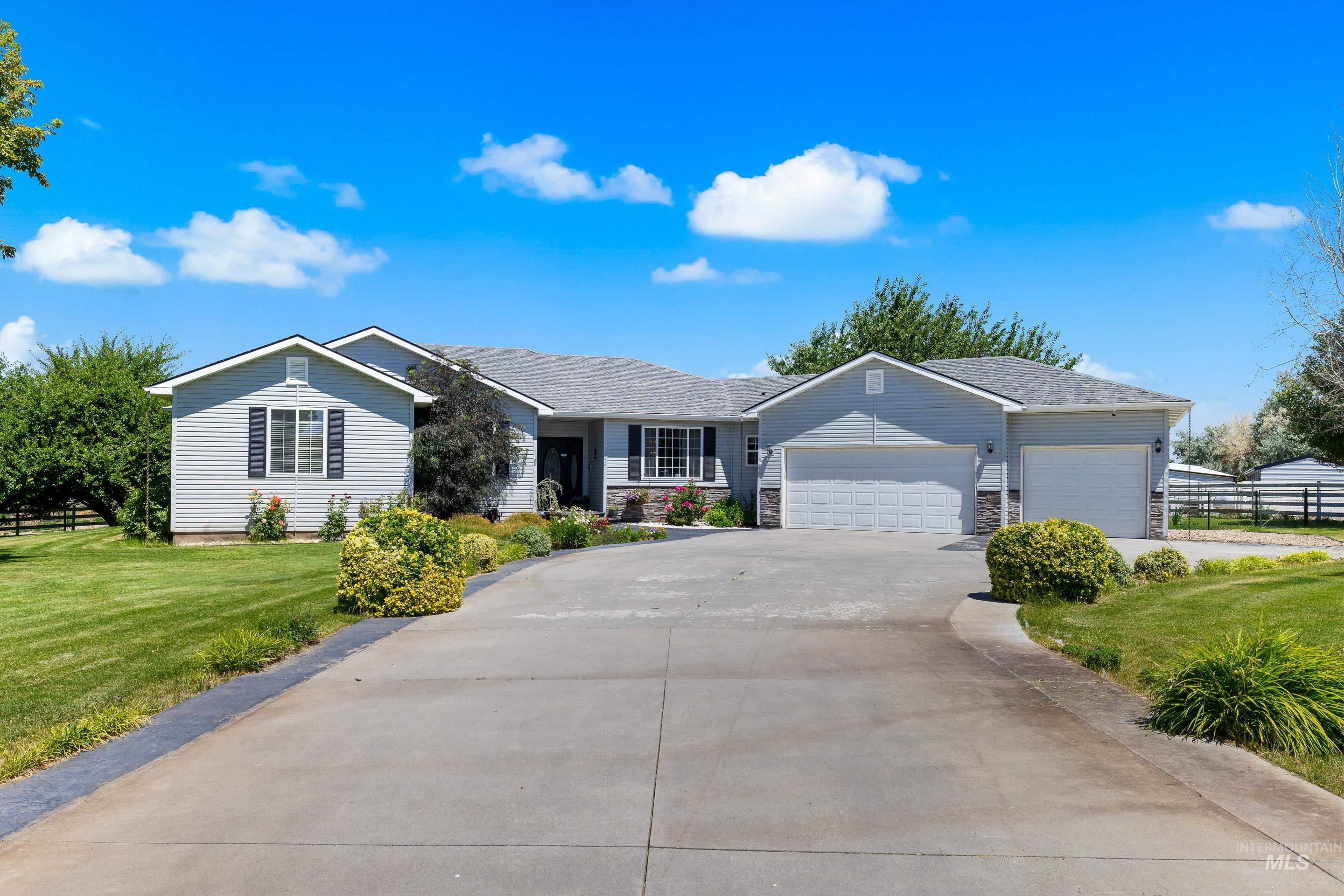 2022 Zach Boulevard, Fruitland, Idaho 83619, 3 Bedrooms, 2.5 Bathrooms, Residential For Sale, Price $789,900, 98960271