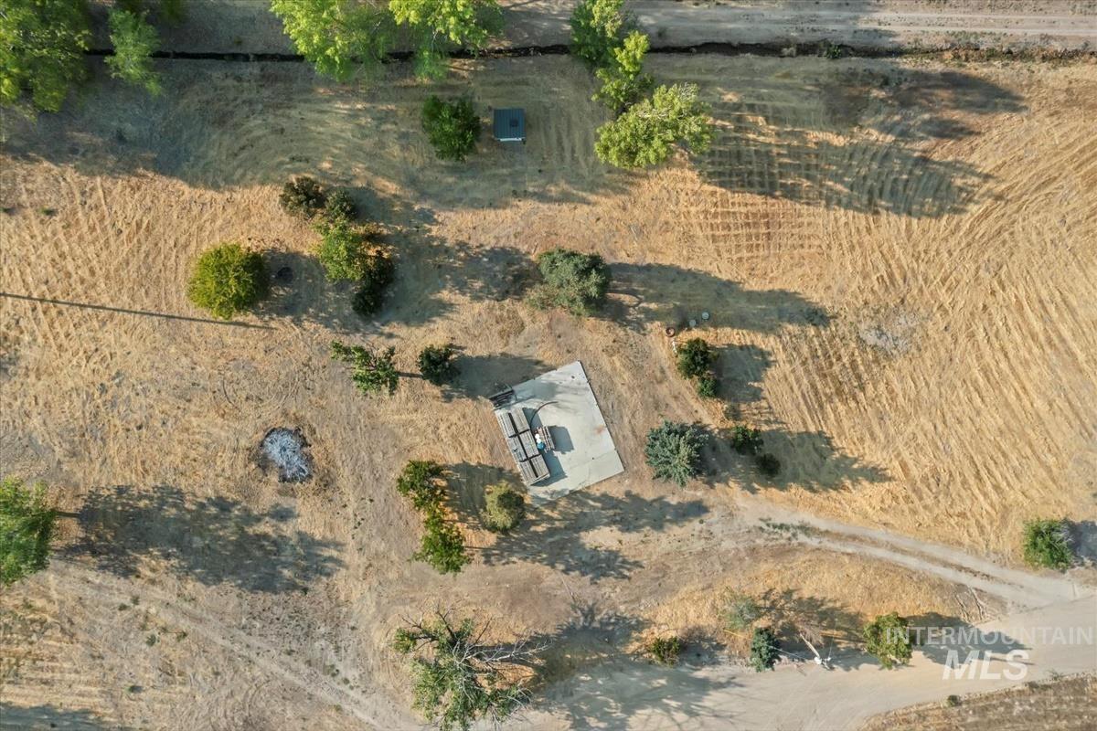Aerial view of property's location with rural landscape