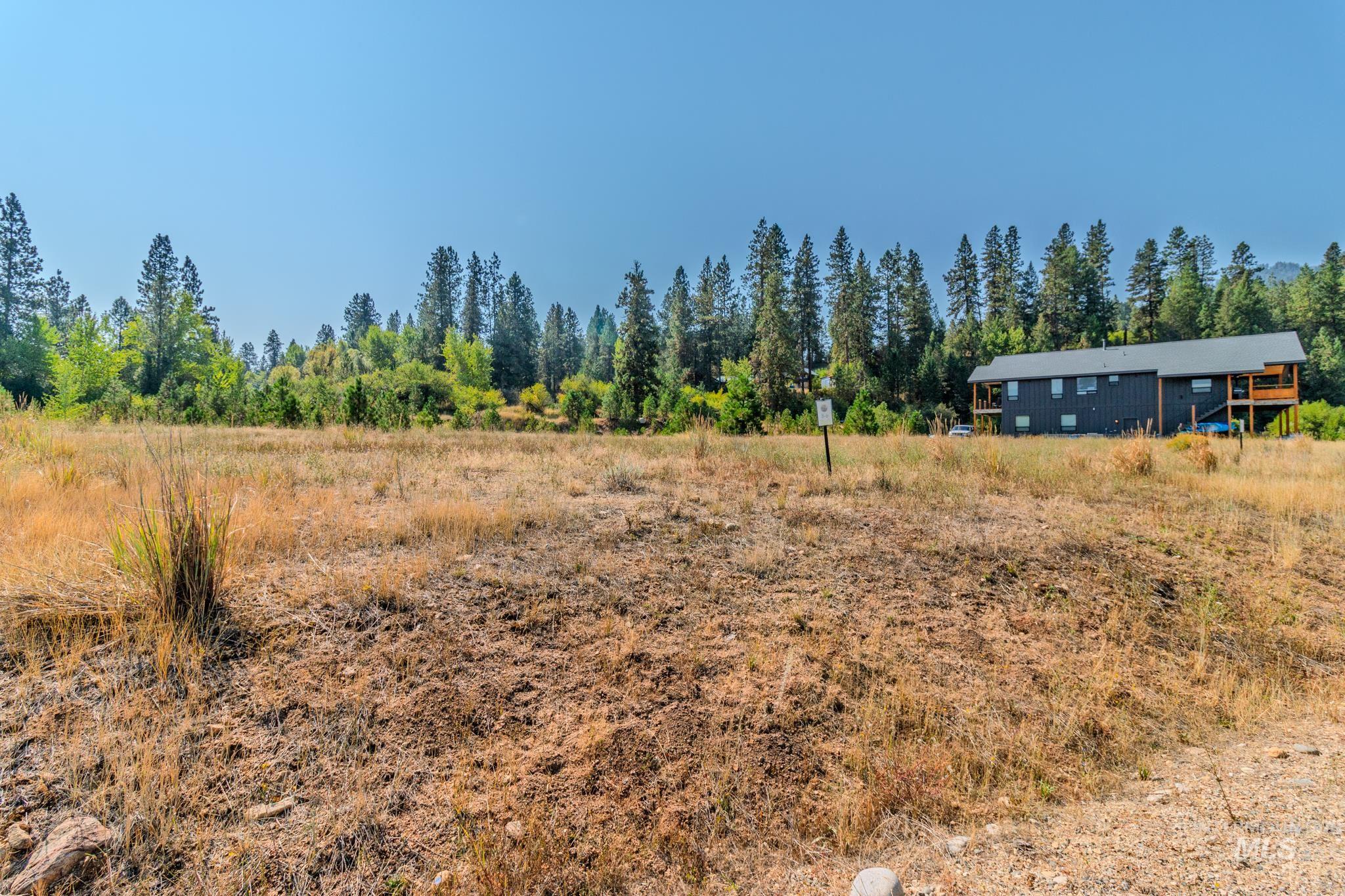 View of yard with a view of rural / pastoral area