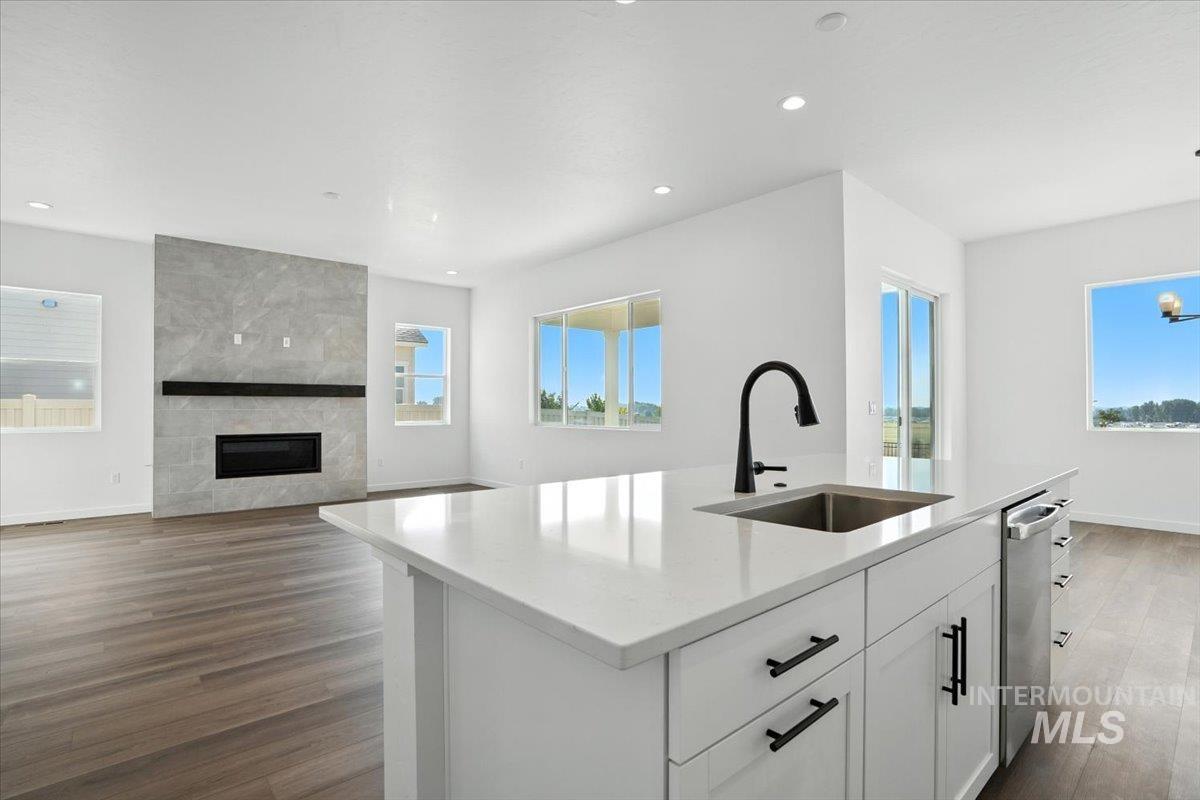 1375 White Cliffs St, Middleton, Idaho 83644, 4 Bedrooms, 3.5 Bathrooms, Residential For Sale, Price $714,990, 98960309