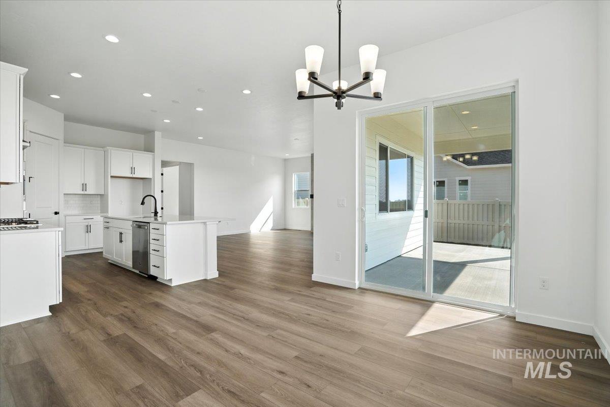 1375 White Cliffs St, Middleton, Idaho 83644, 4 Bedrooms, 3.5 Bathrooms, Residential For Sale, Price $714,990, 98960309
