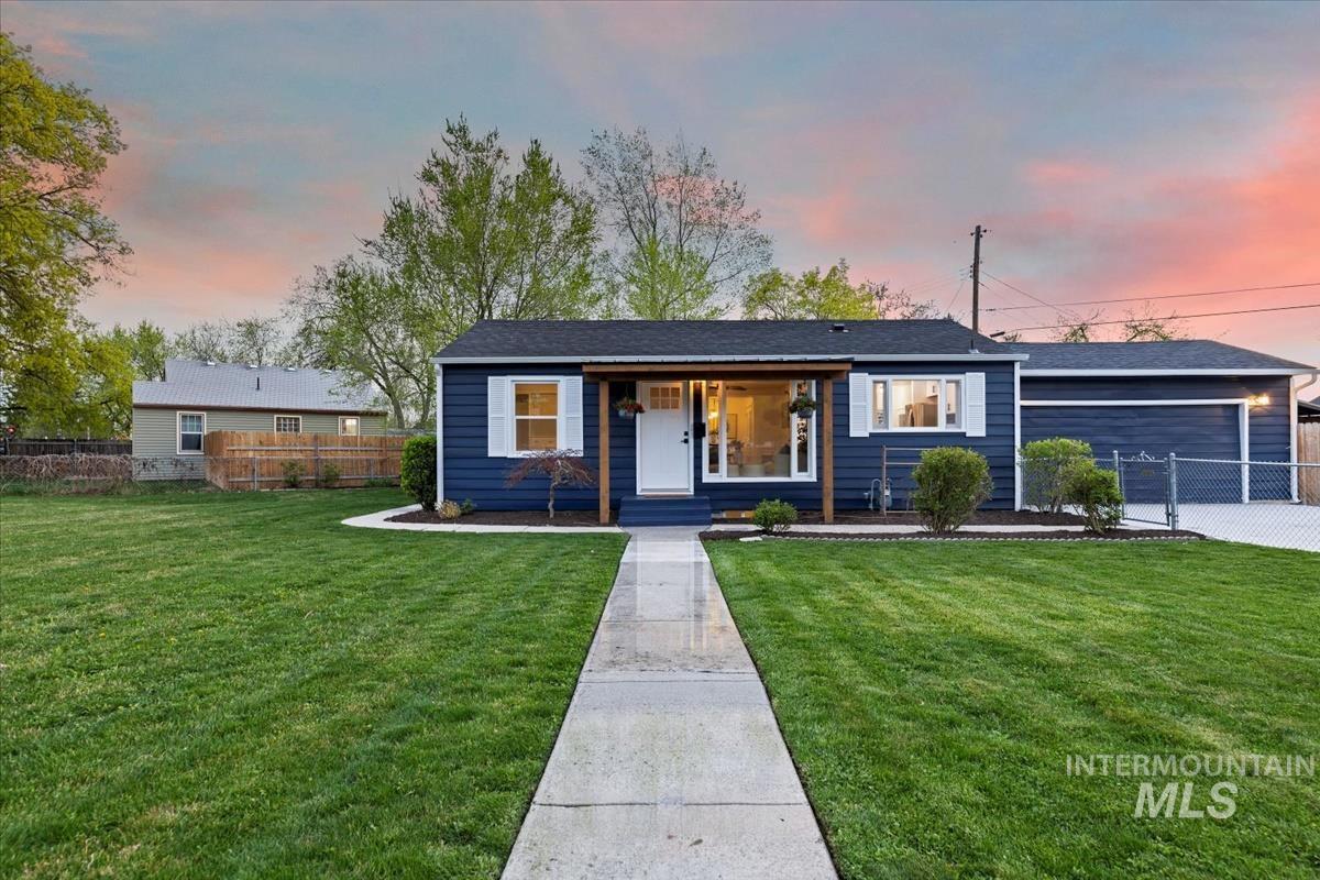 5805 W Robertson Drive, Boise, Idaho 83709, 3 Bedrooms, 3 Bathrooms, Residential For Sale, Price $509,900, 98960313