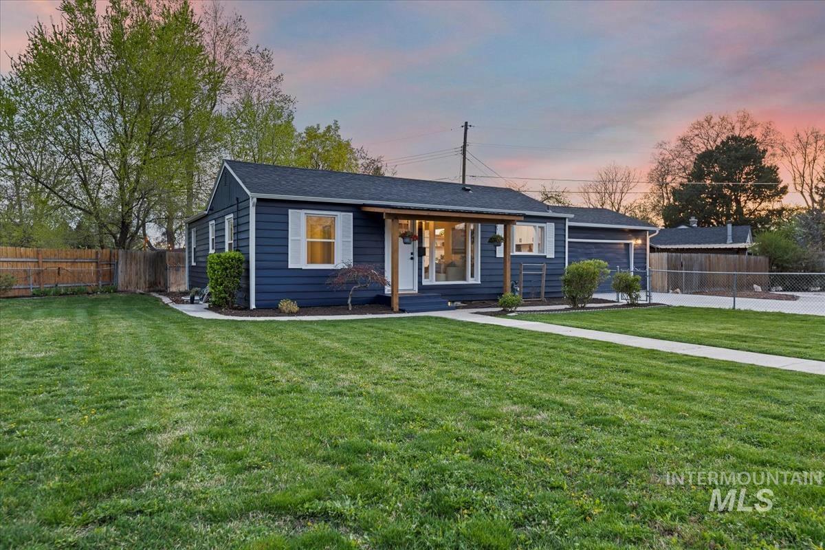 5805 W Robertson Drive, Boise, Idaho 83709, 3 Bedrooms, 3 Bathrooms, Residential For Sale, Price $509,900, 98960313
