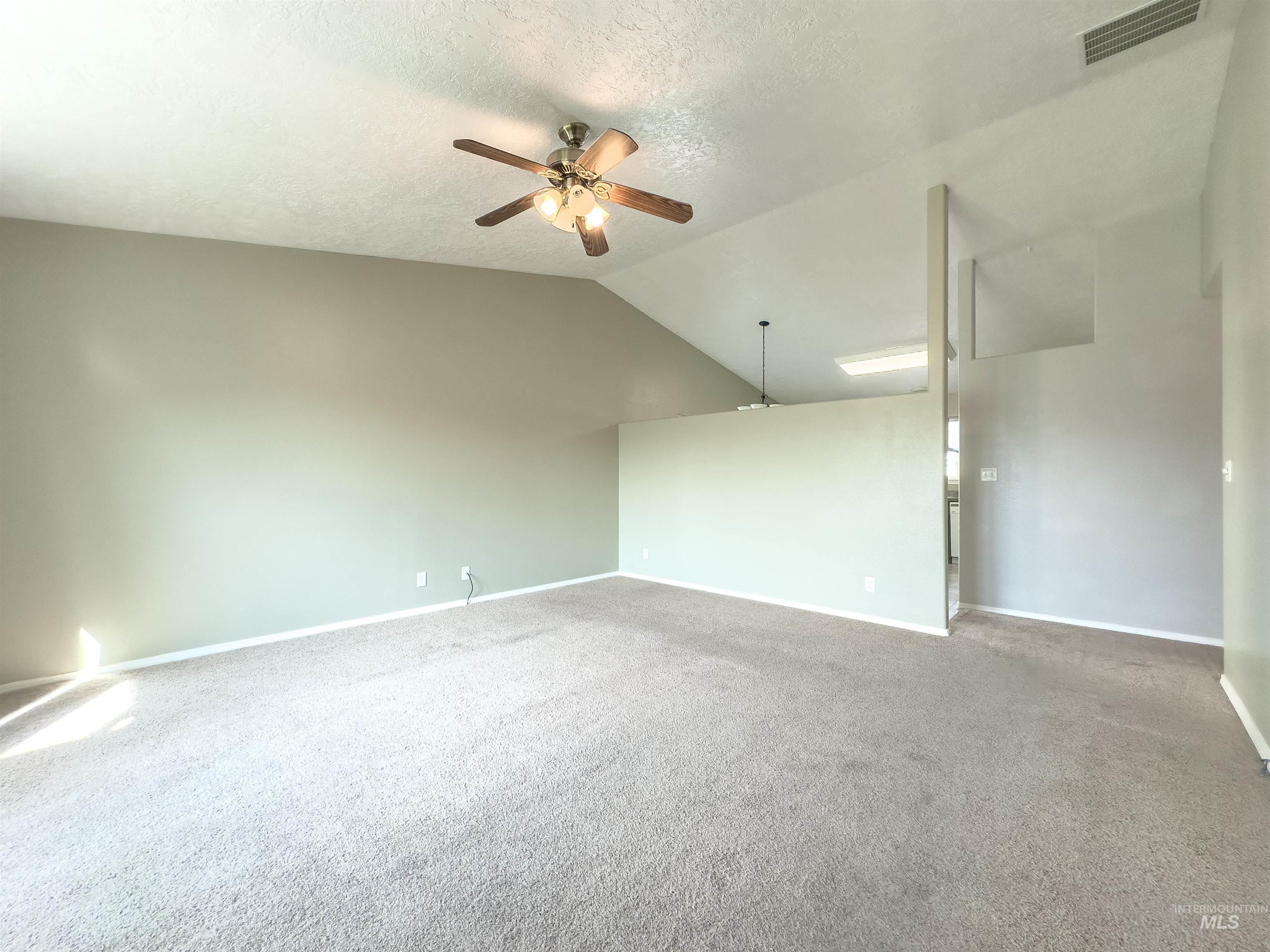 268 Seven Springs Ave, Twin Falls, Idaho 83301, 3 Bedrooms, 2 Bathrooms, Residential For Sale, Price $329,000, 98960325