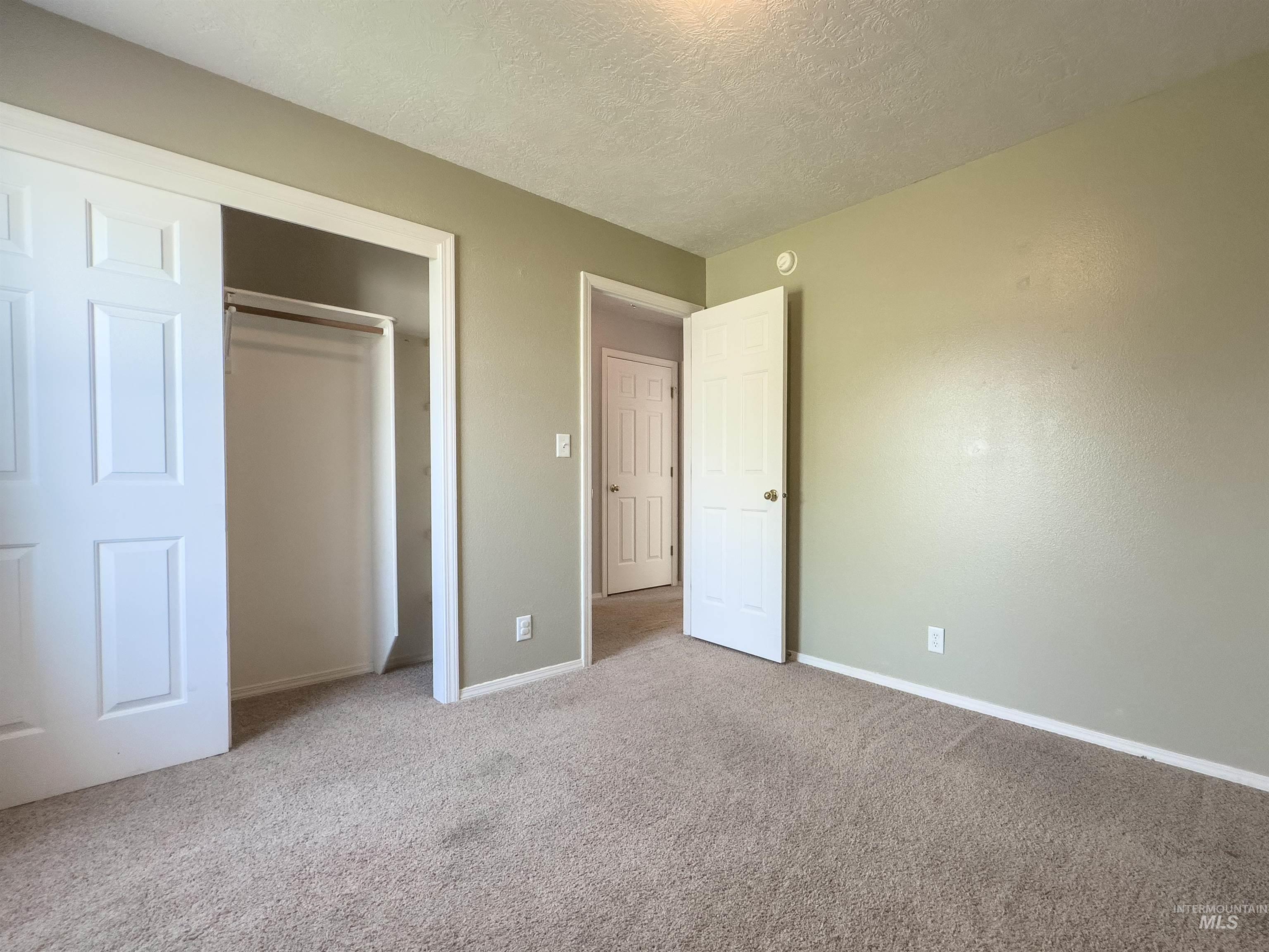 268 Seven Springs Ave, Twin Falls, Idaho 83301, 3 Bedrooms, 2 Bathrooms, Residential For Sale, Price $329,000, 98960325