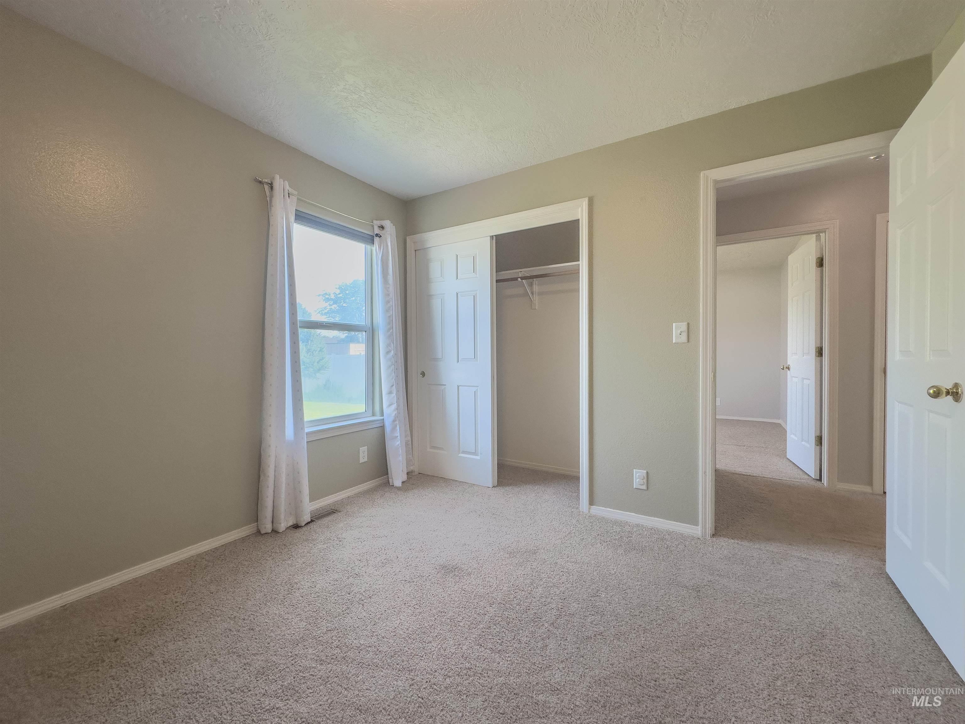 268 Seven Springs Ave, Twin Falls, Idaho 83301, 3 Bedrooms, 2 Bathrooms, Residential For Sale, Price $329,000, 98960325