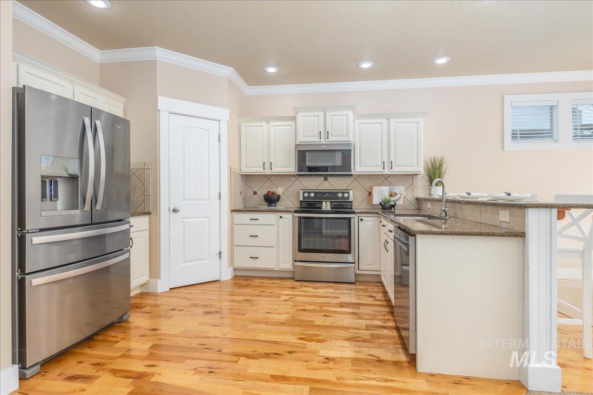 2371 E Powder River St, Meridian, Idaho 83642-4796, 3 Bedrooms, 2 Bathrooms, Residential For Sale, Price $400,000, 98960334