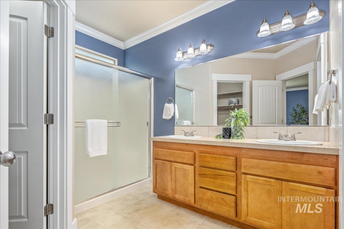 2371 E Powder River St, Meridian, Idaho 83642-4796, 3 Bedrooms, 2 Bathrooms, Residential For Sale, Price $400,000, 98960334