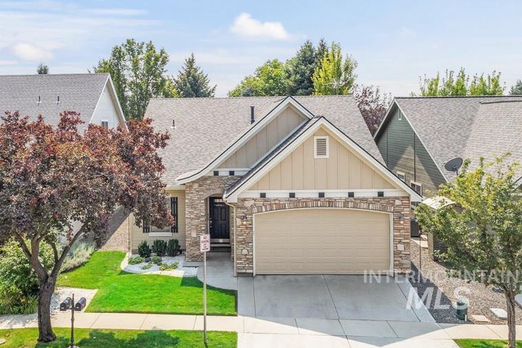 2371 E Powder River St, Meridian, Idaho 83642-4796, 3 Bedrooms, 2 Bathrooms, Residential For Sale, Price $400,000, 98960334